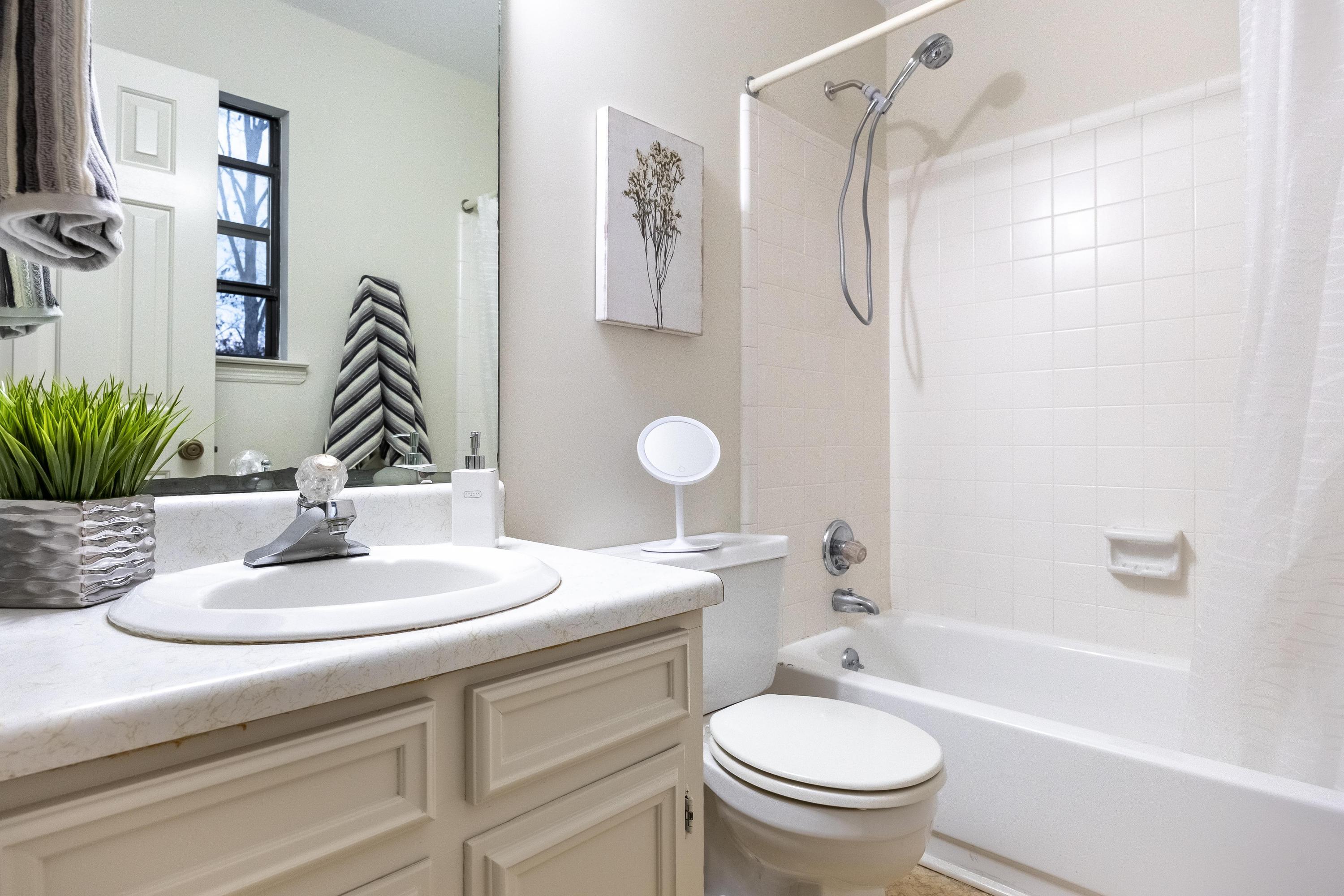 2536 Cross Winds Lane