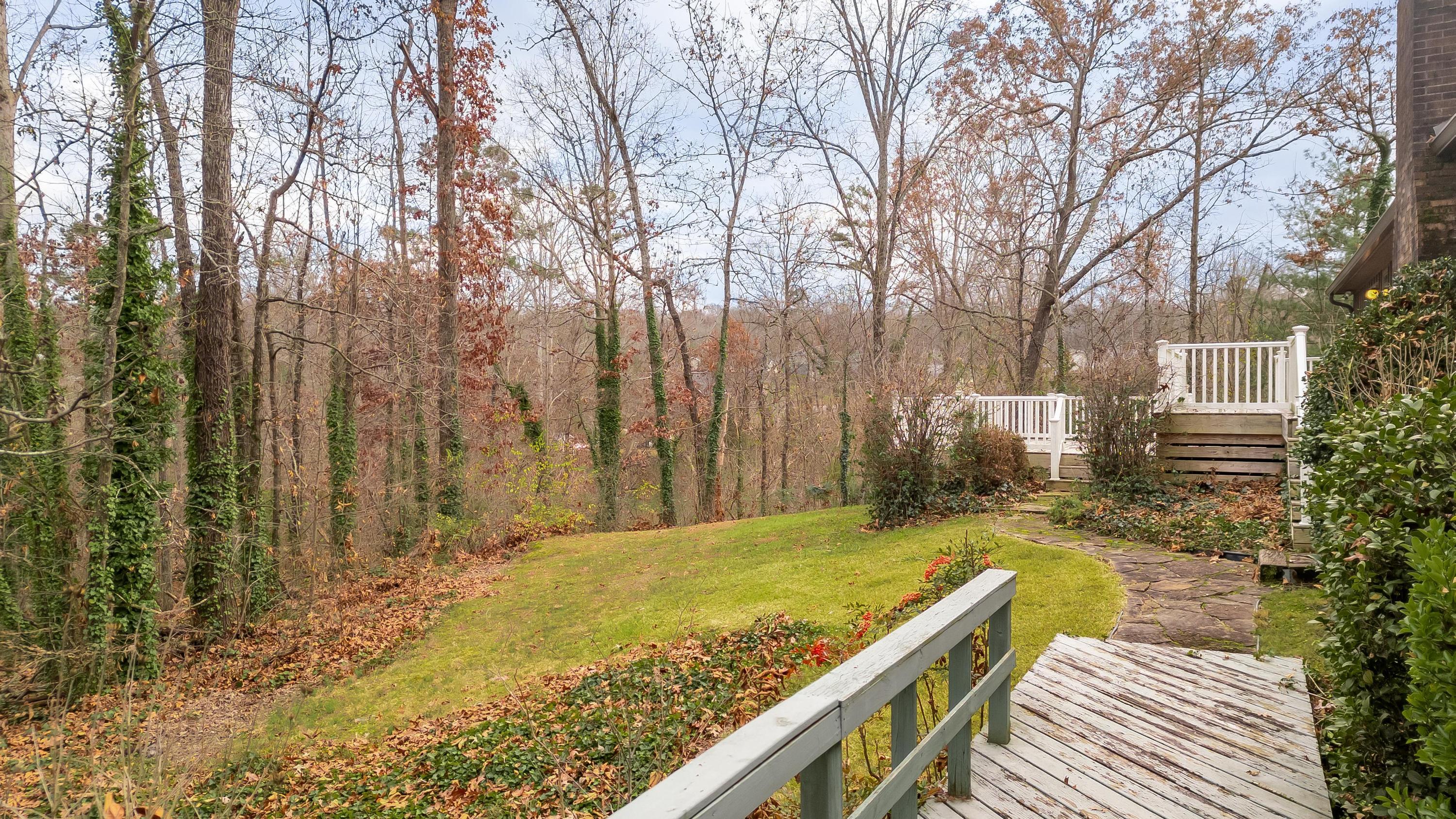 2536 Cross Winds Lane