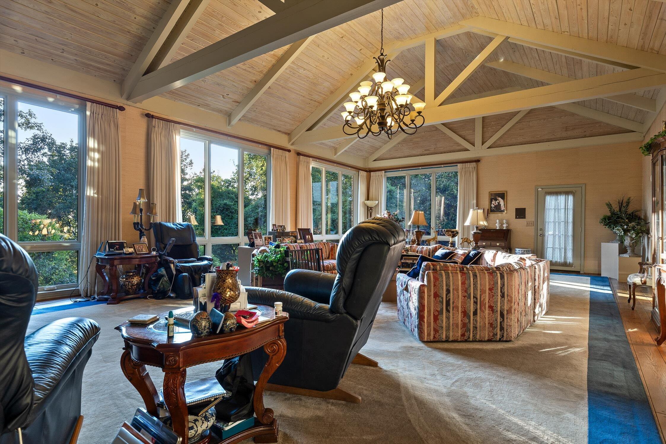 7819 Stonehenge Drive