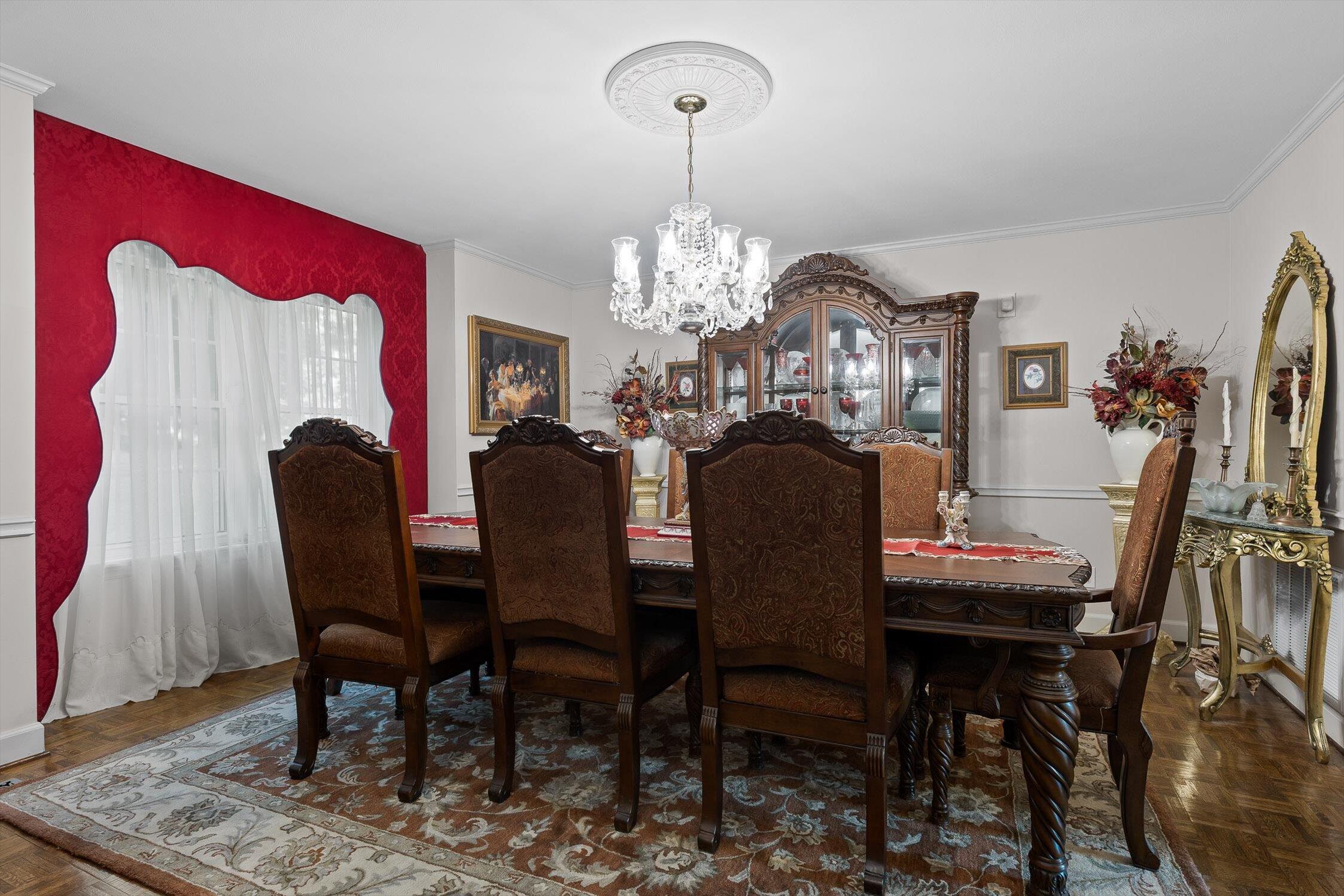 7819 Stonehenge Drive