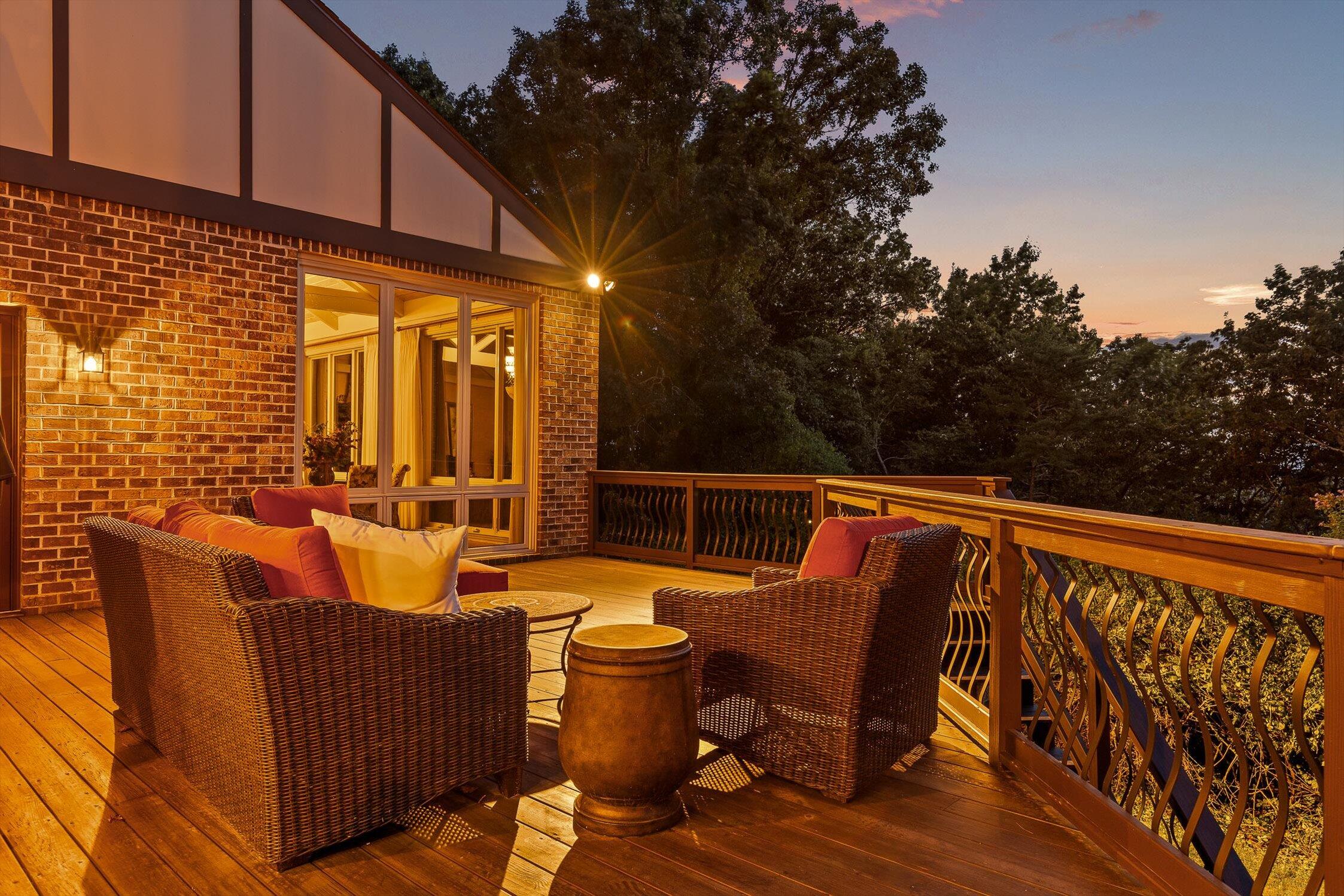 7819 Stonehenge Drive