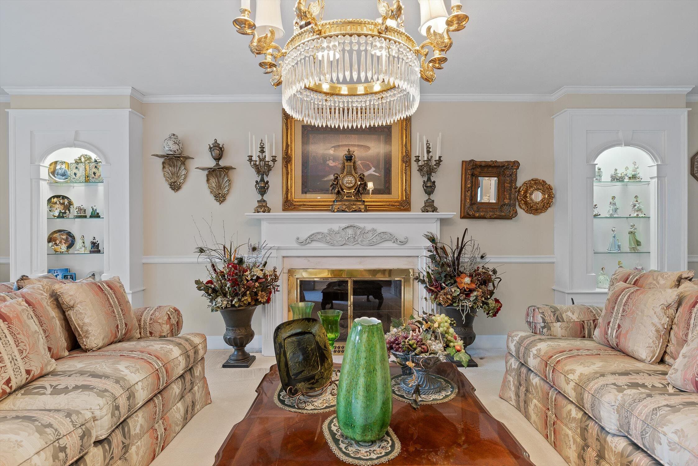 7819 Stonehenge Drive