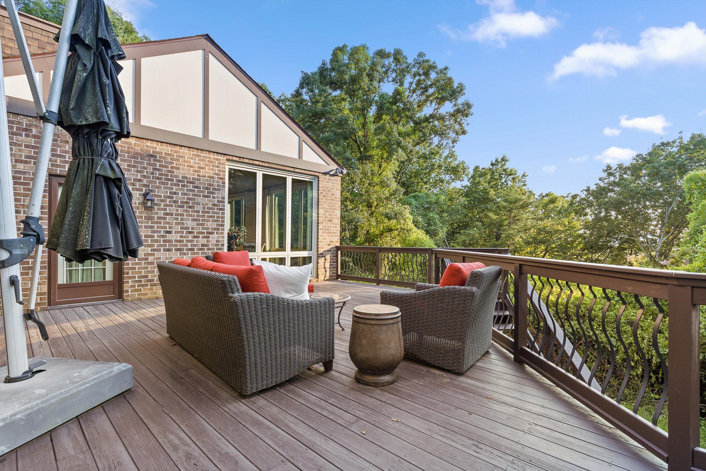 7819 Stonehenge Drive