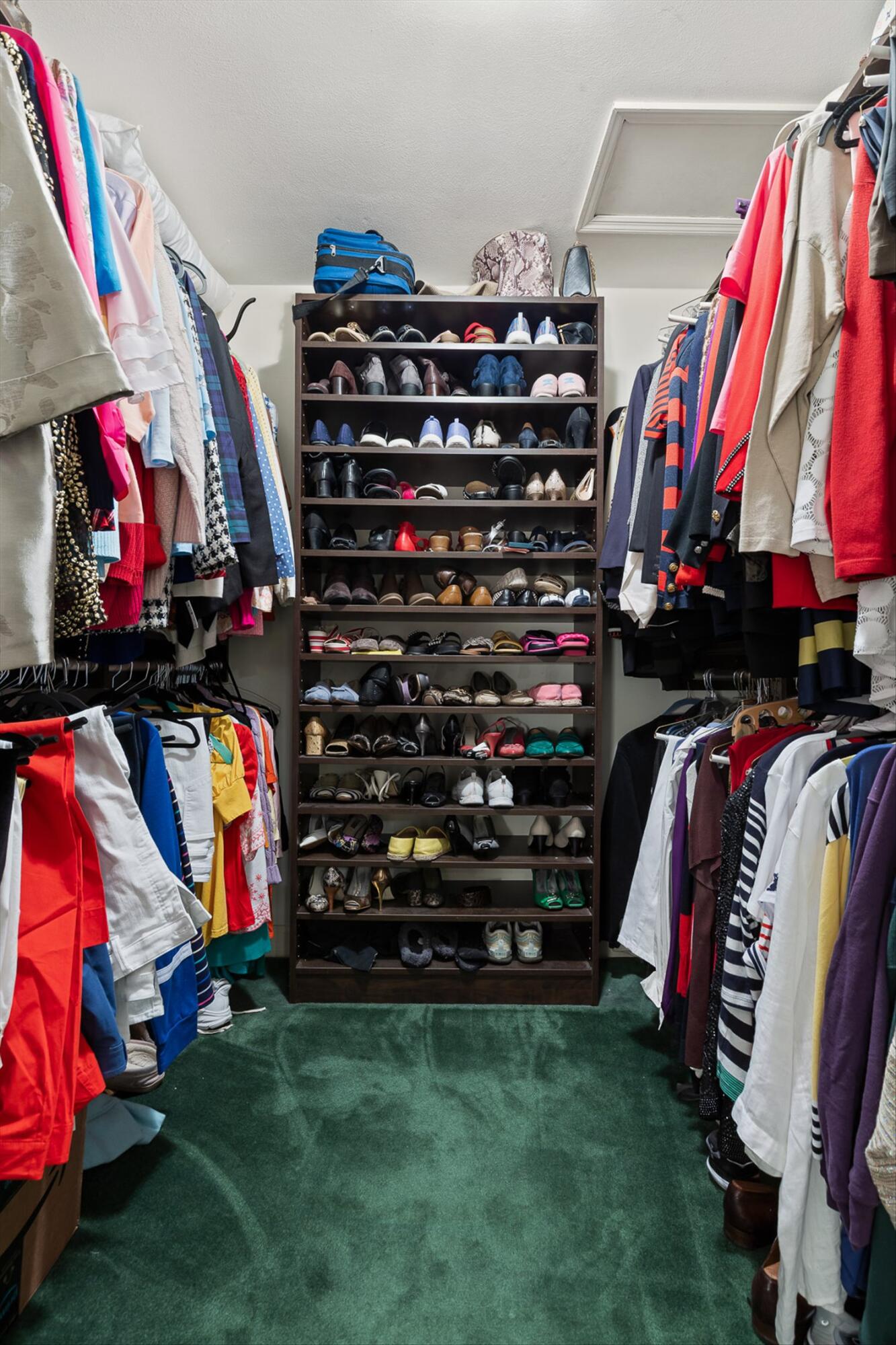 7819 Stonehenge Drive