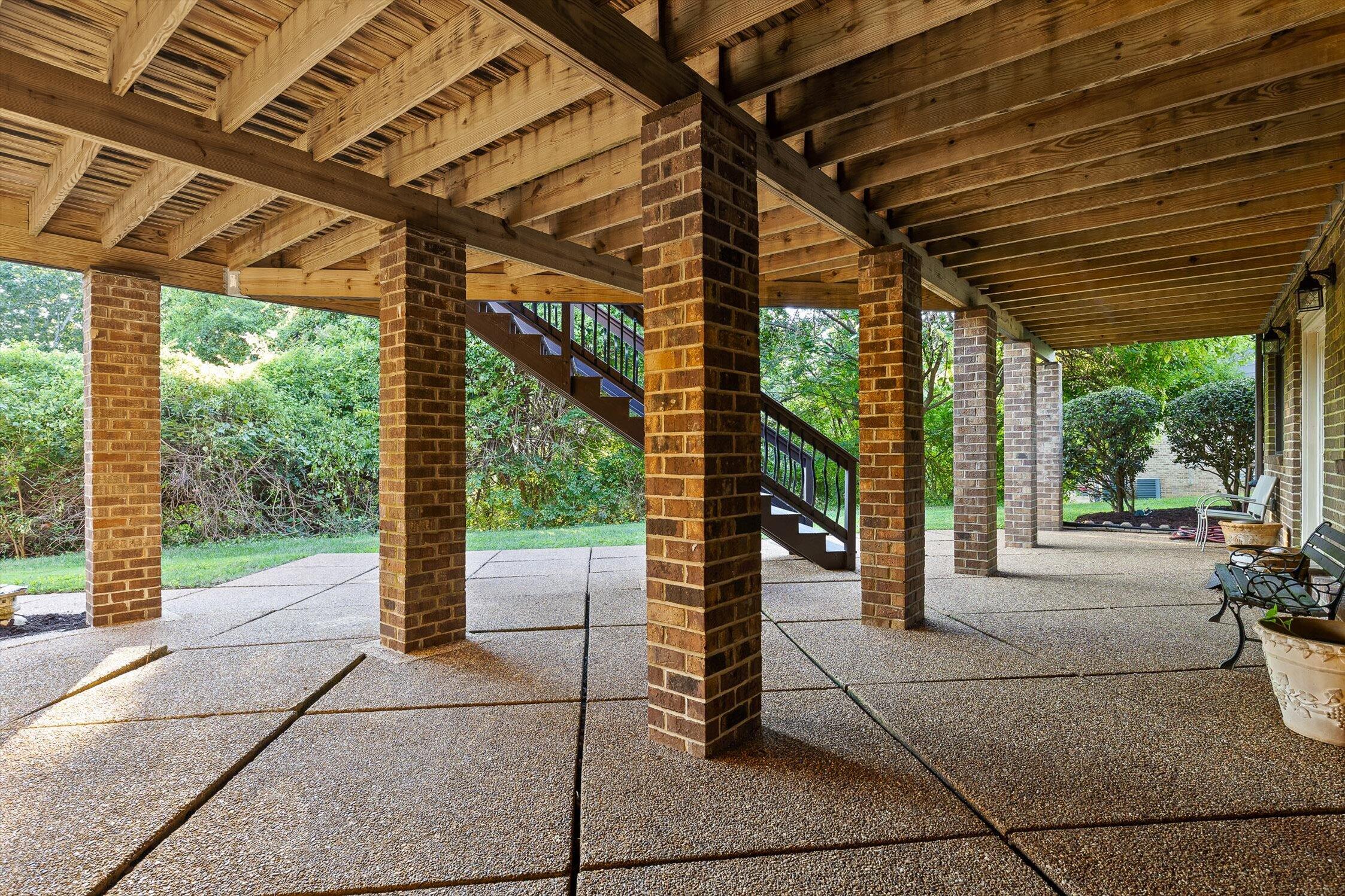 7819 Stonehenge Drive