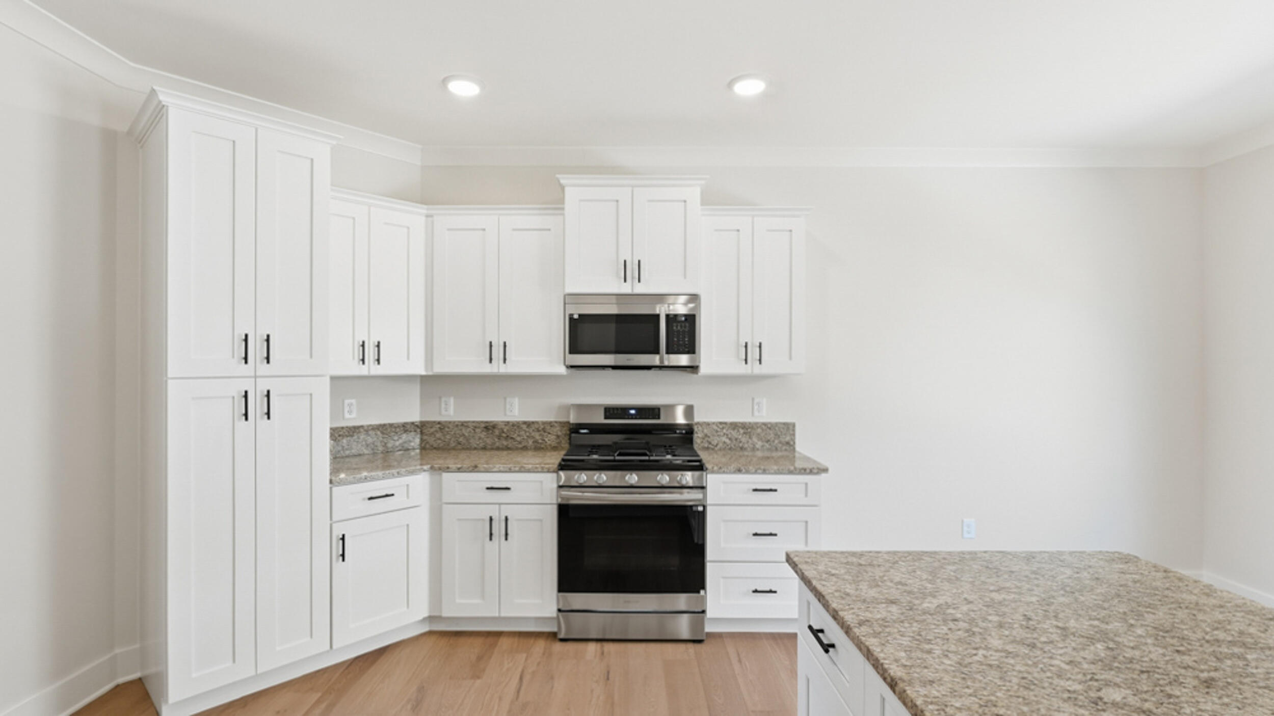 125 Arthur Lane NW