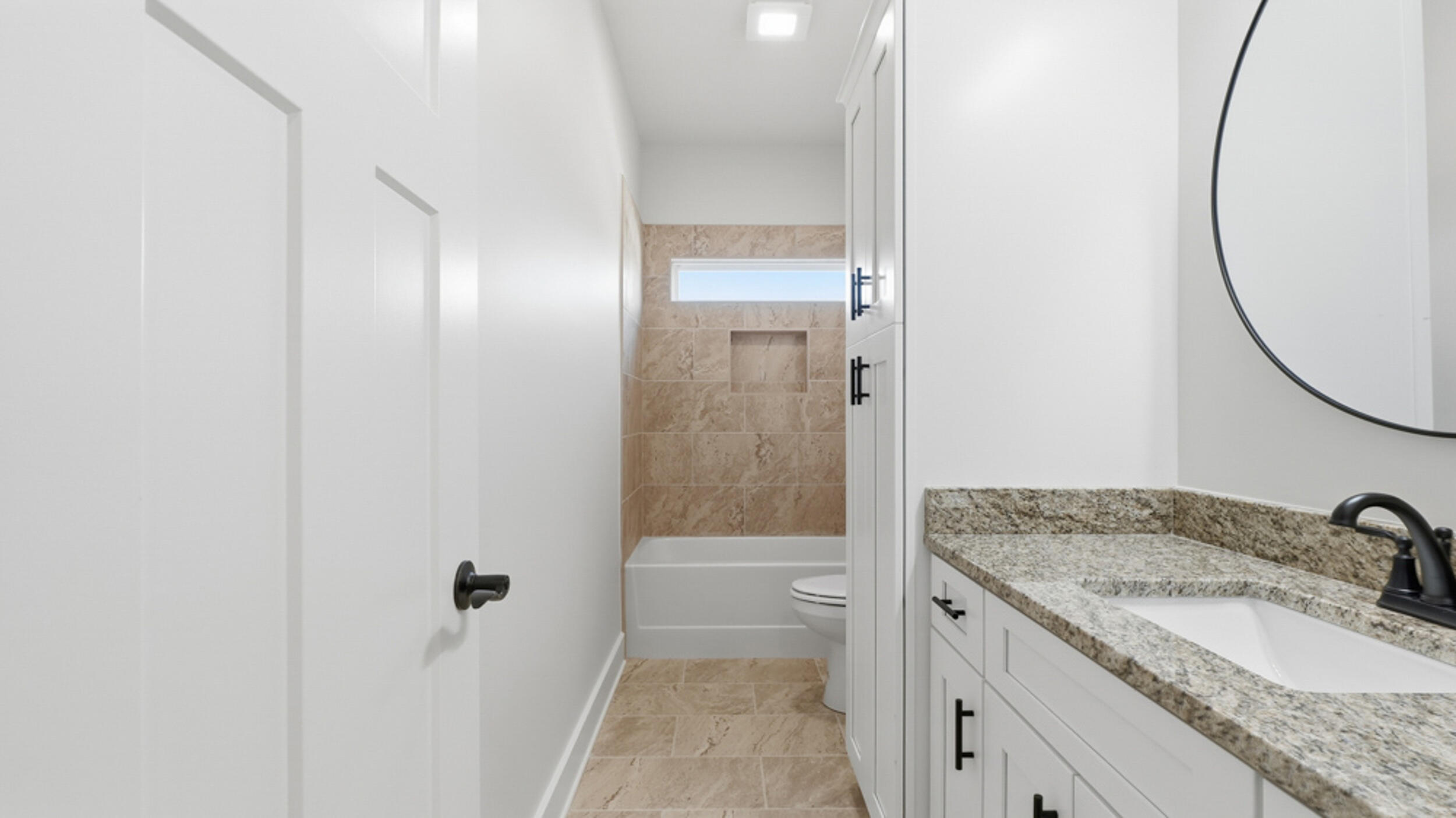 125 Arthur Lane NW