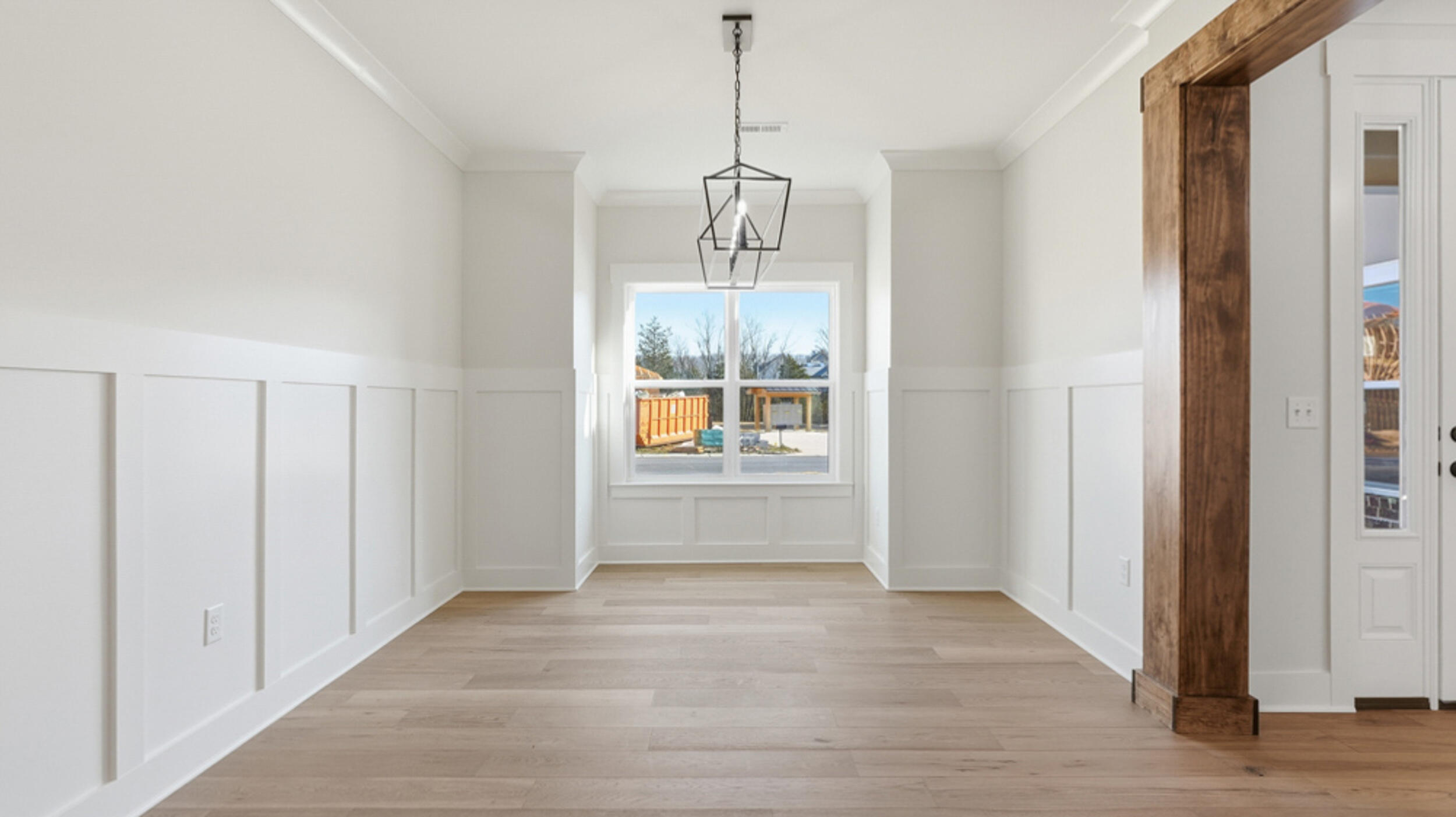 125 Arthur Lane NW