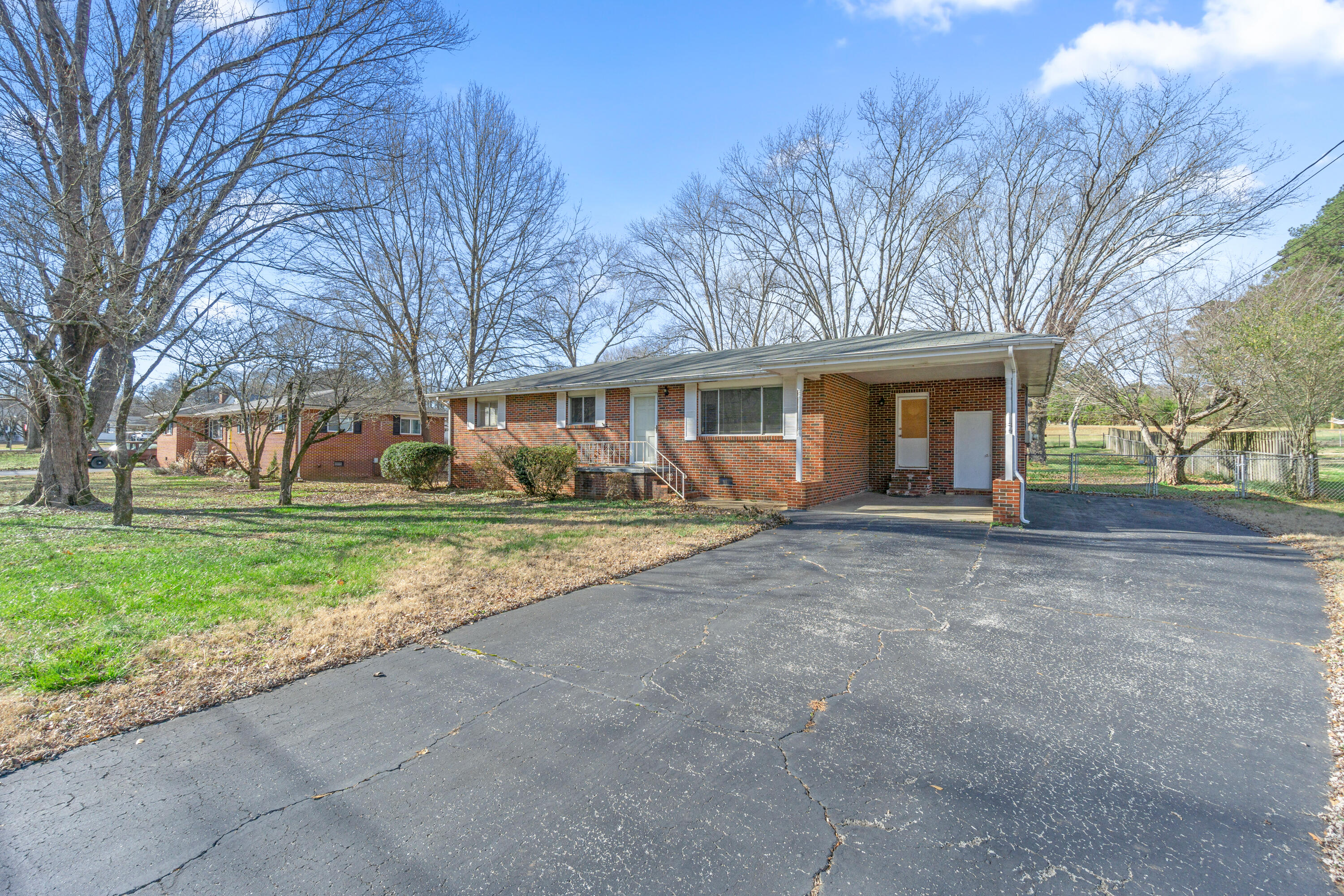 2515 Arbor Creek Way