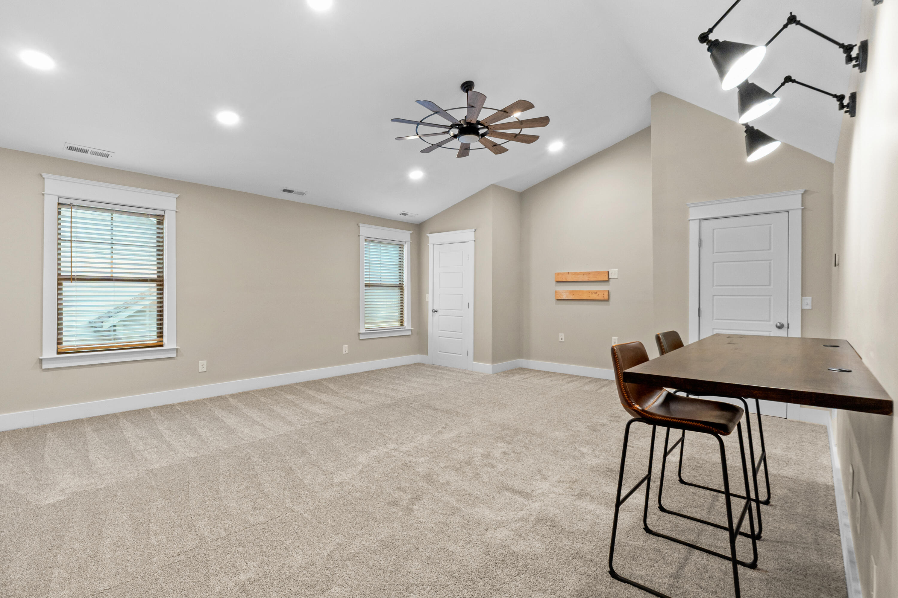 3528 Morning Dew Cove