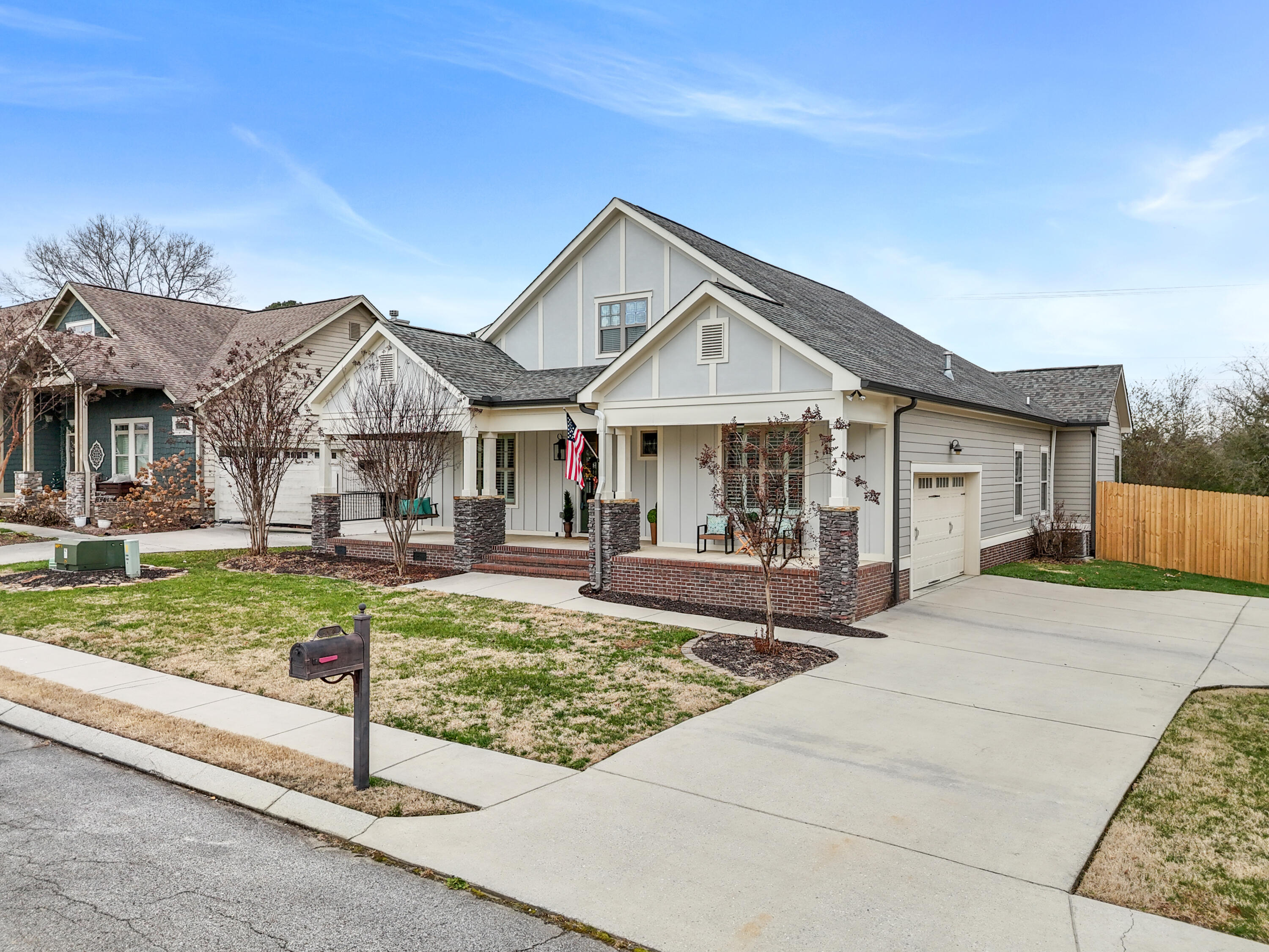 3528 Morning Dew Cove
