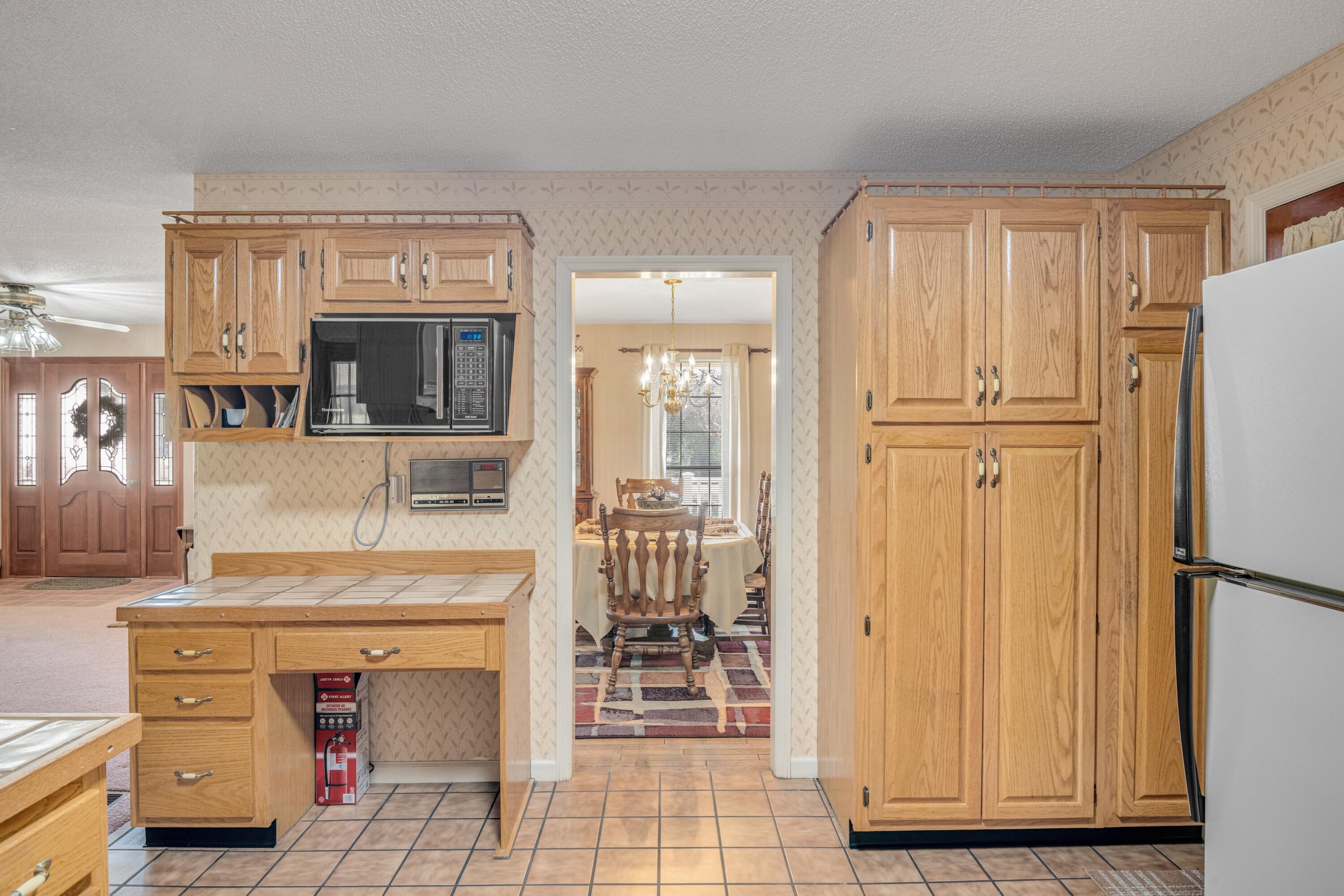 9223 Sunny Shore Lane