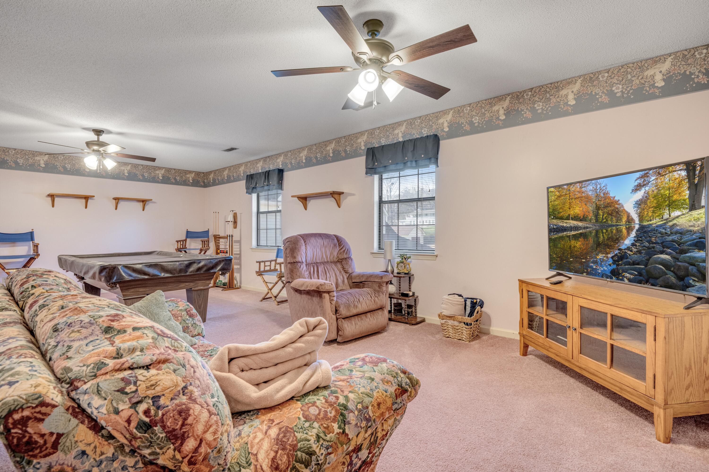 9223 Sunny Shore Lane