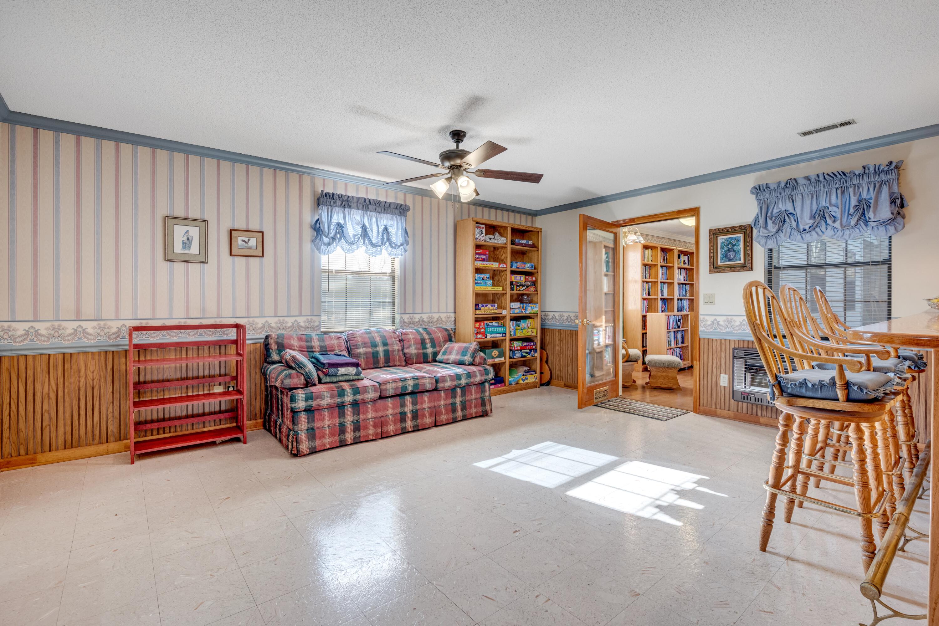 9223 Sunny Shore Lane