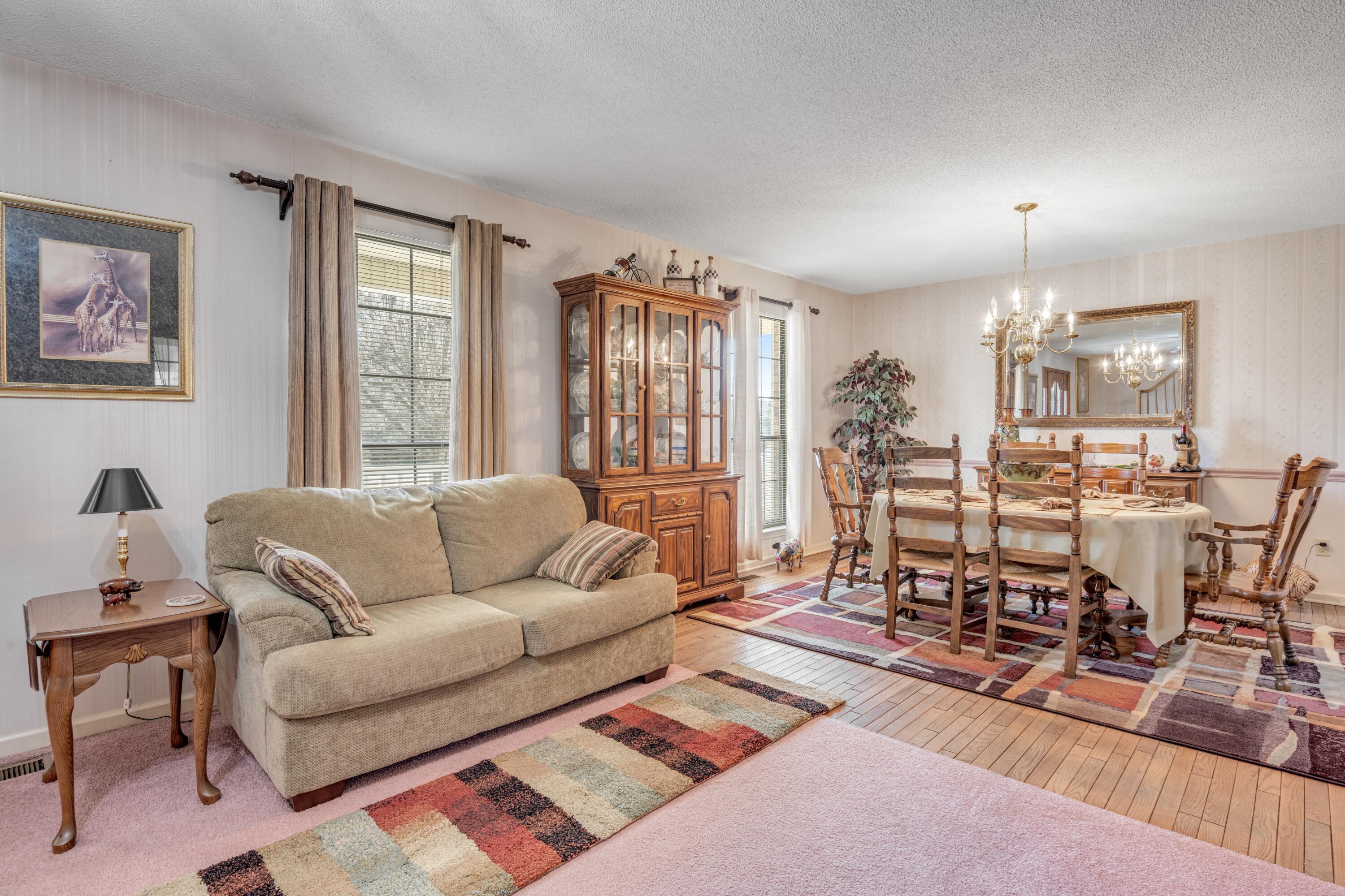 9223 Sunny Shore Lane