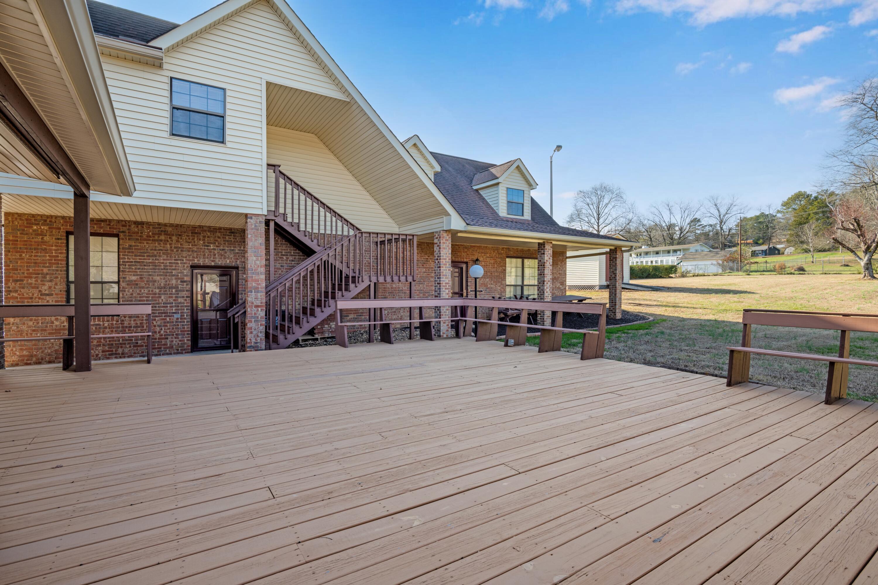 9223 Sunny Shore Lane