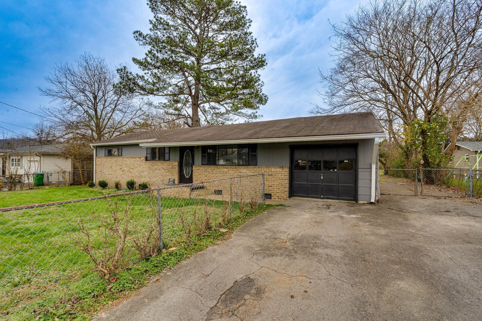 715 Mary Agnes Drive