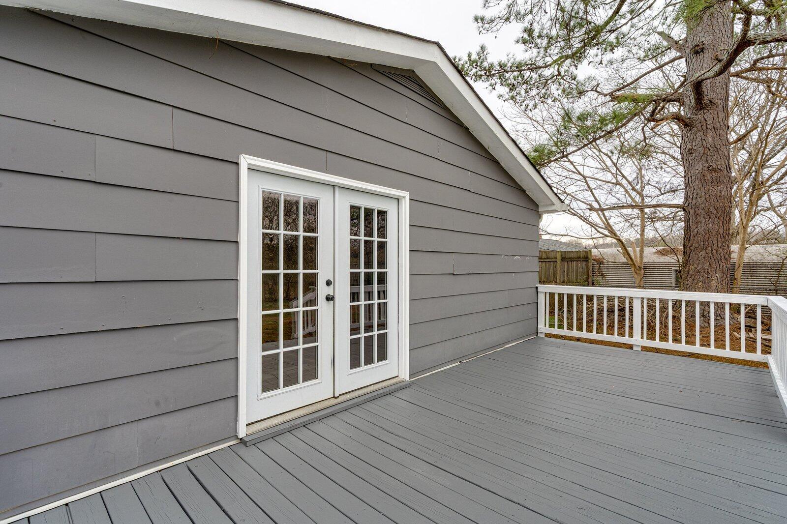 715 Mary Agnes Drive