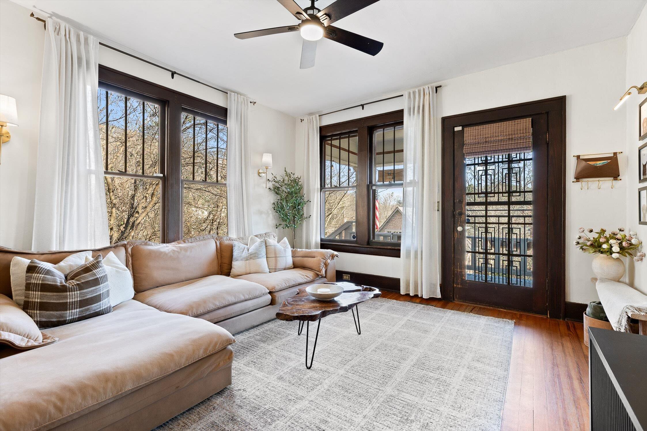 4303 Michigan Avenue