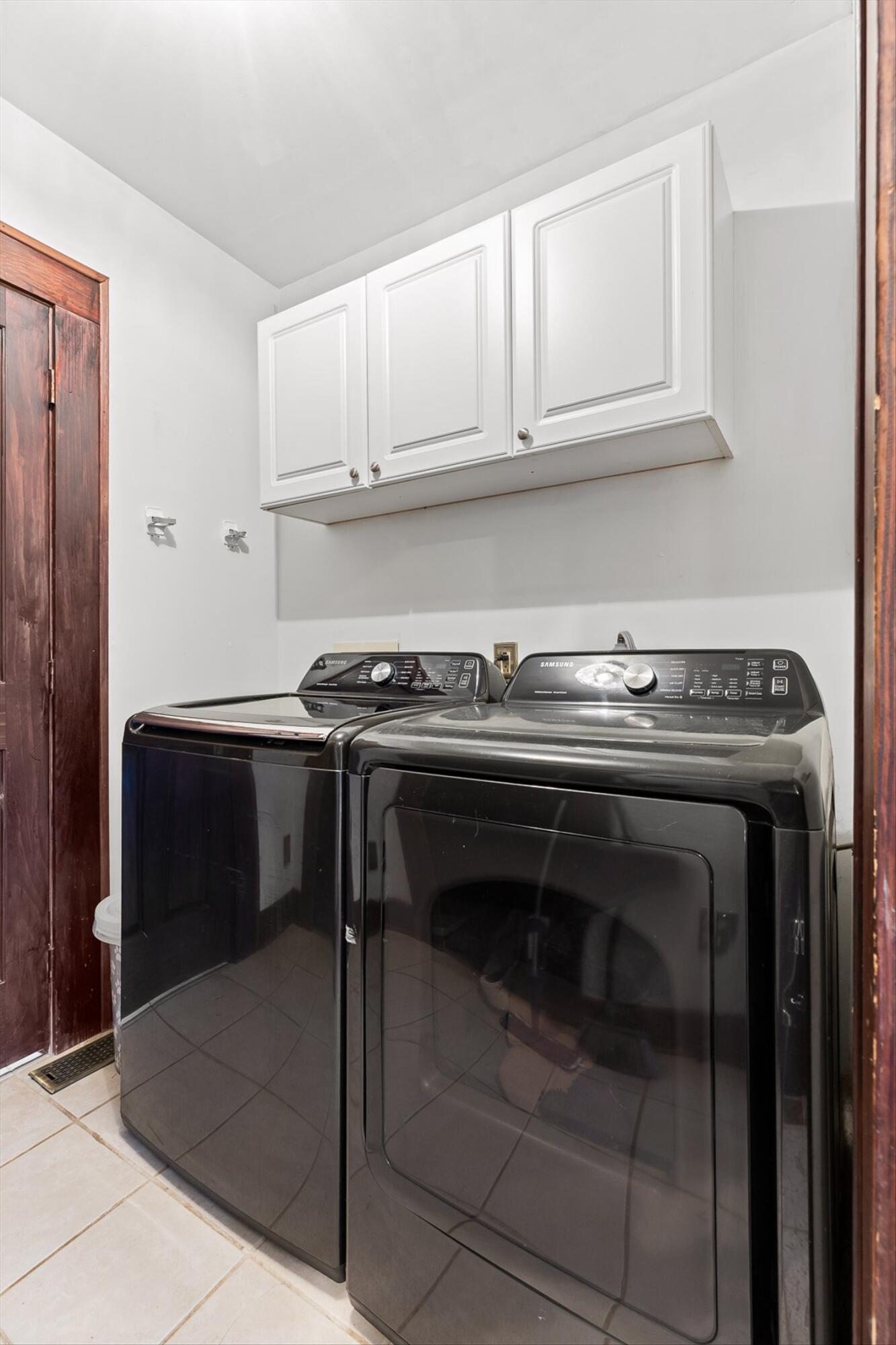 4303 Michigan Avenue