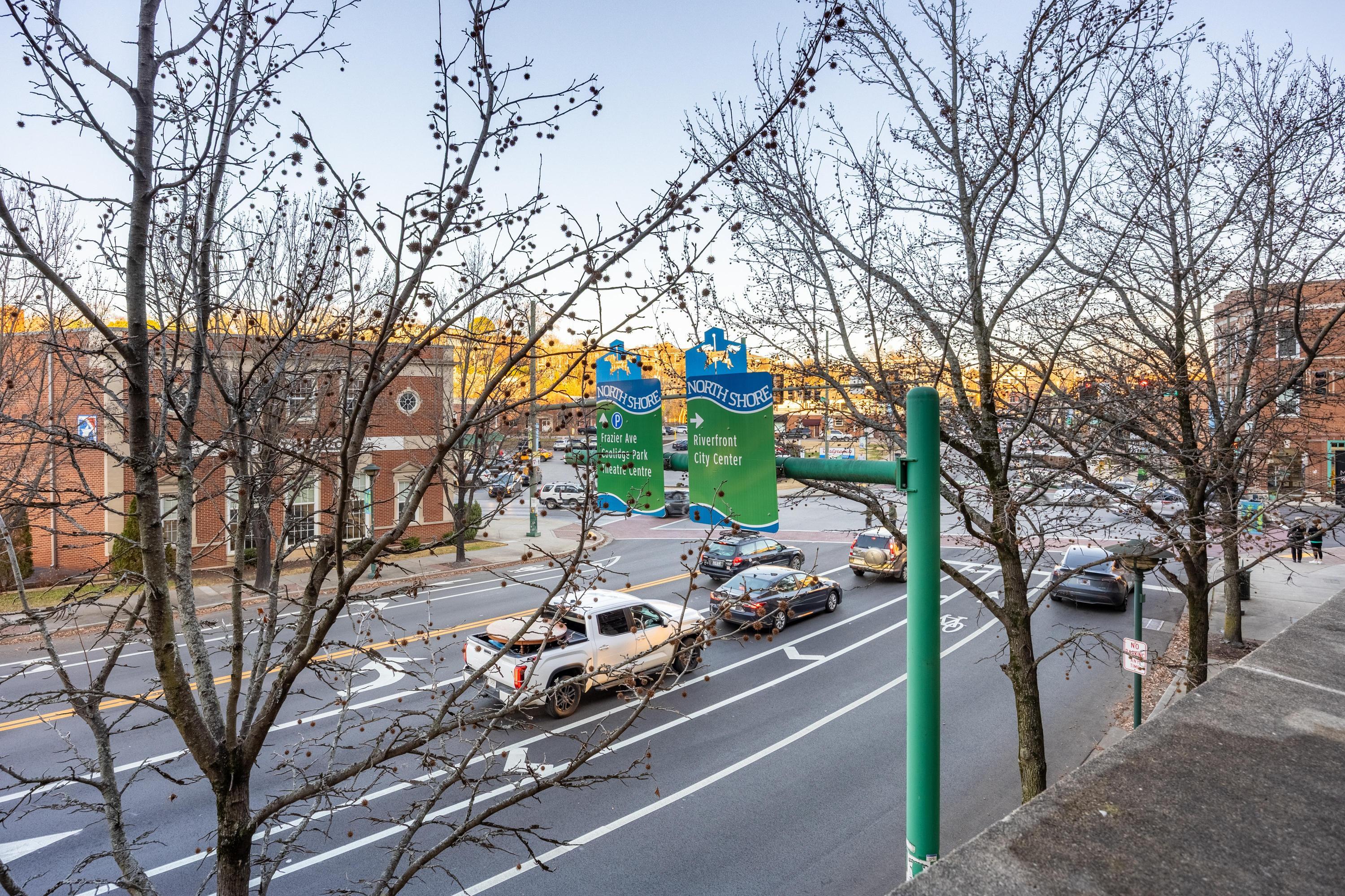 4 Cherokee Boulevard, #222