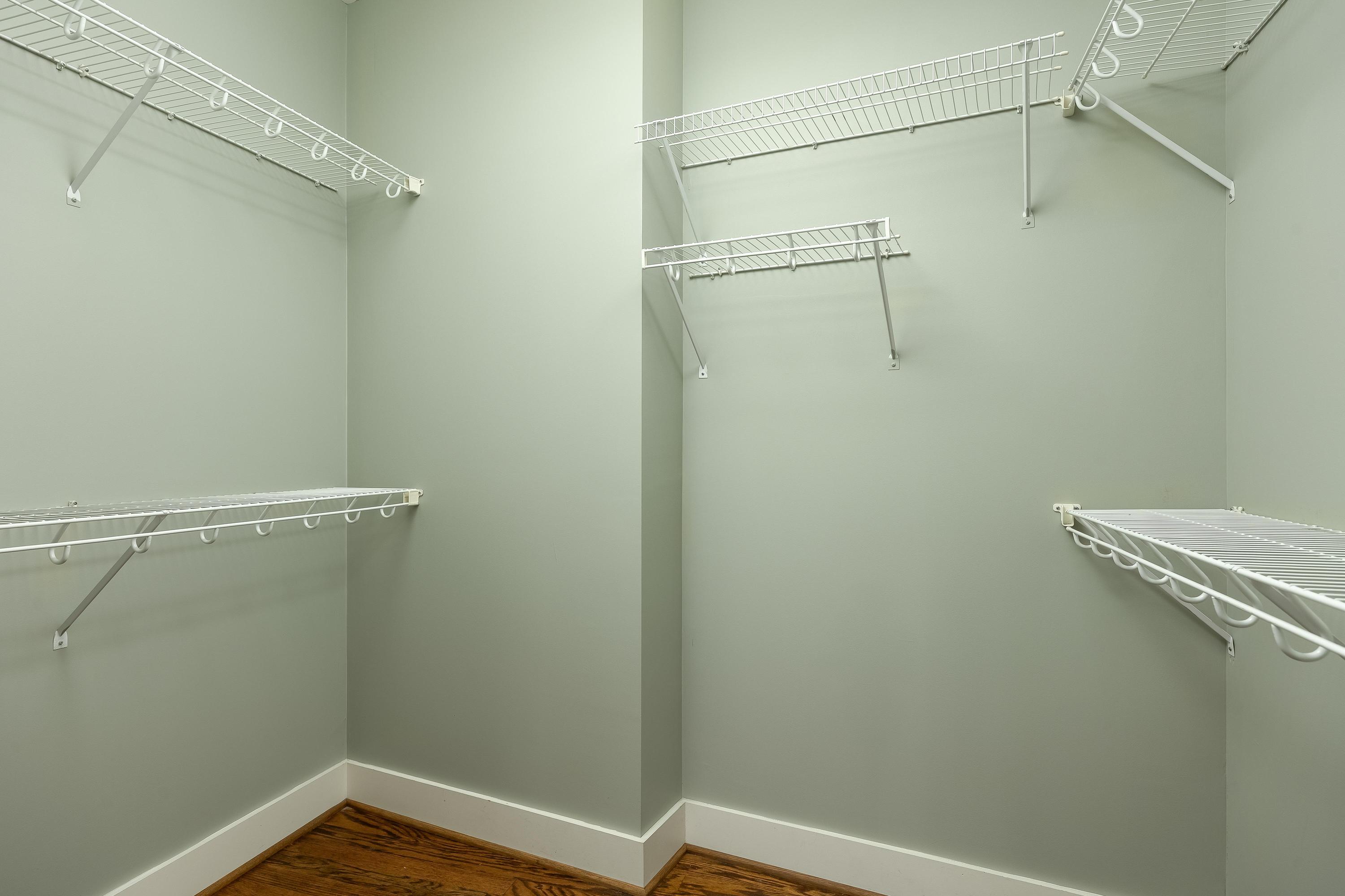 4 Cherokee Boulevard, #222