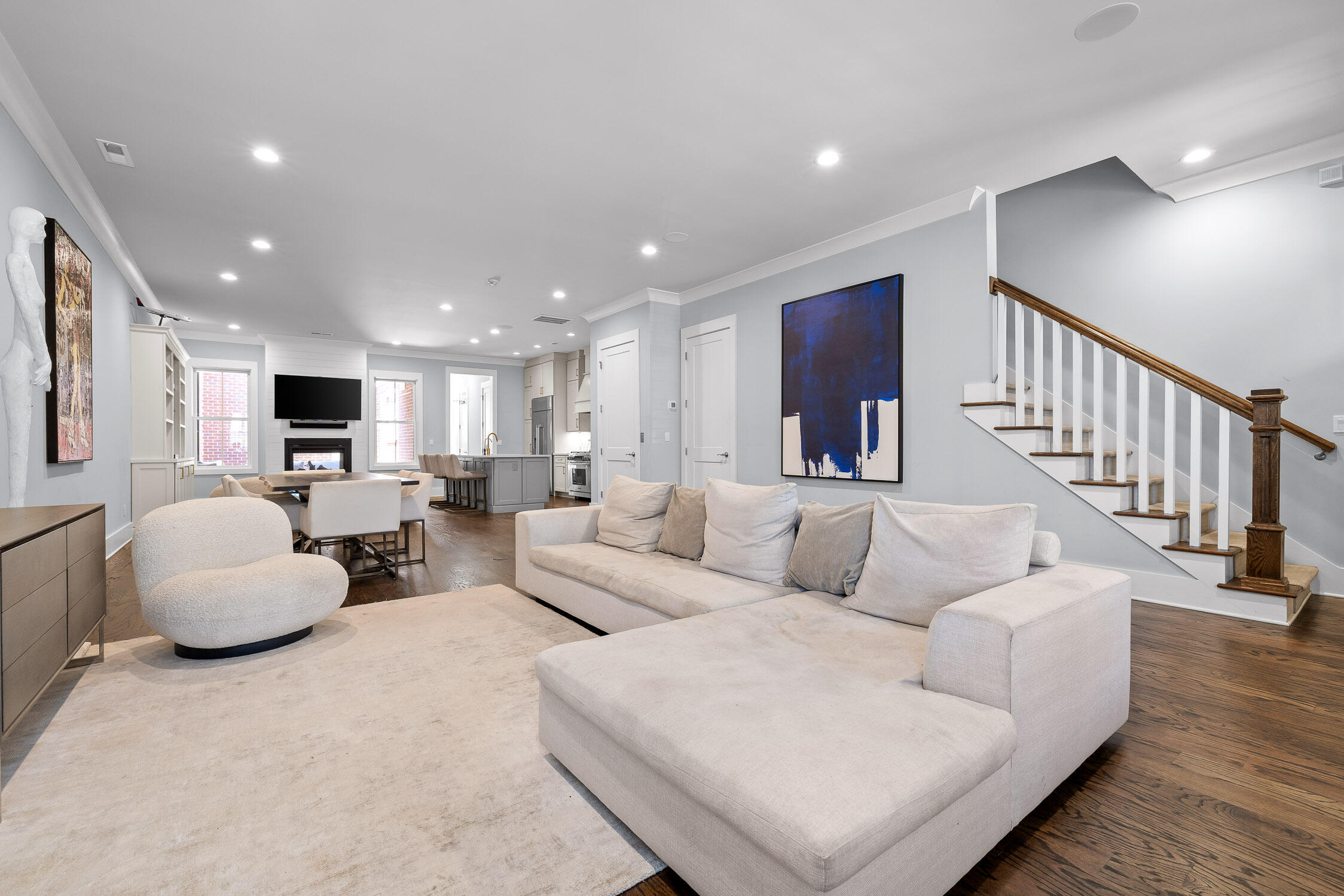 251 Walnut Street