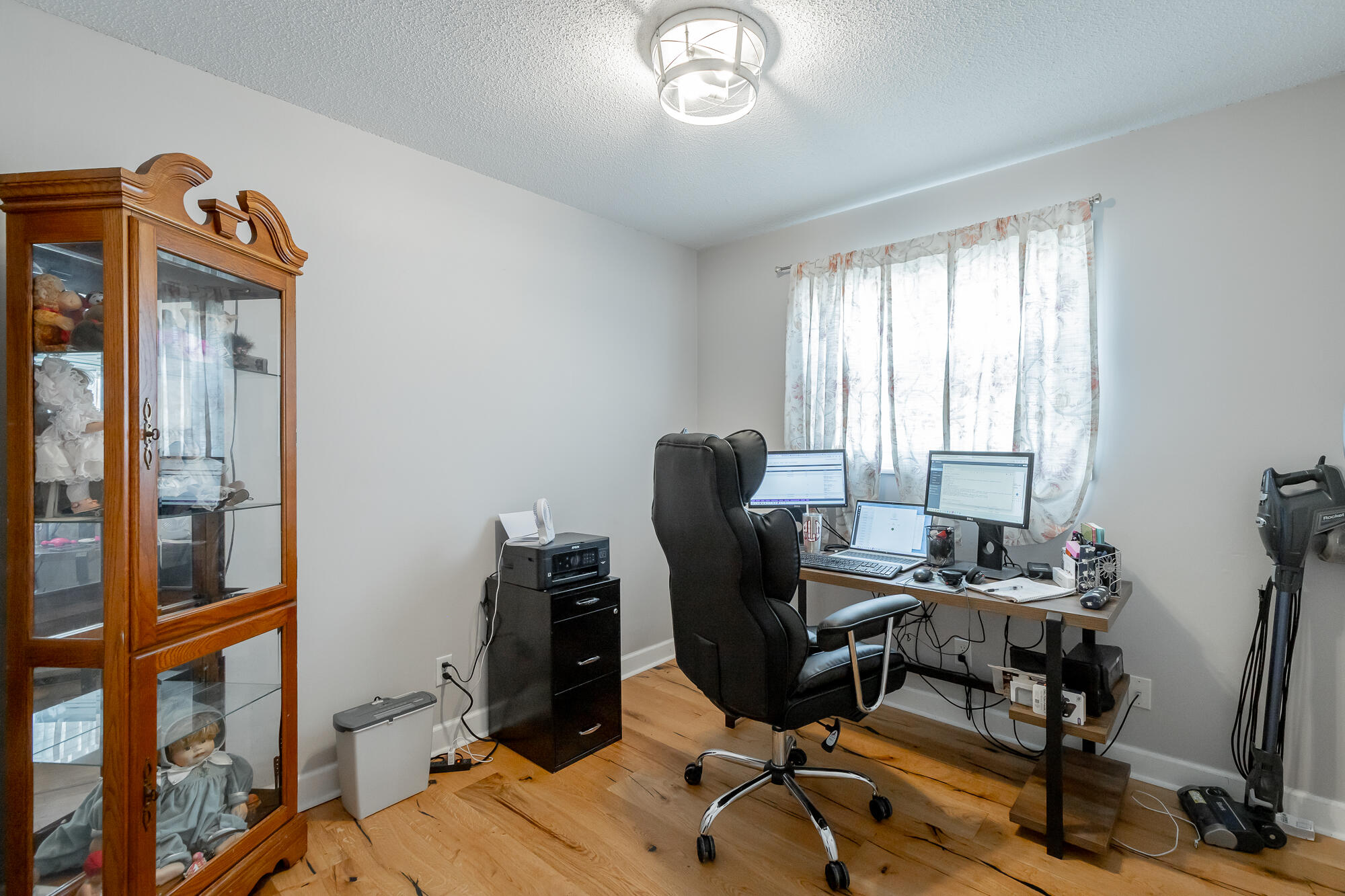 6012 Wentworth Avenue