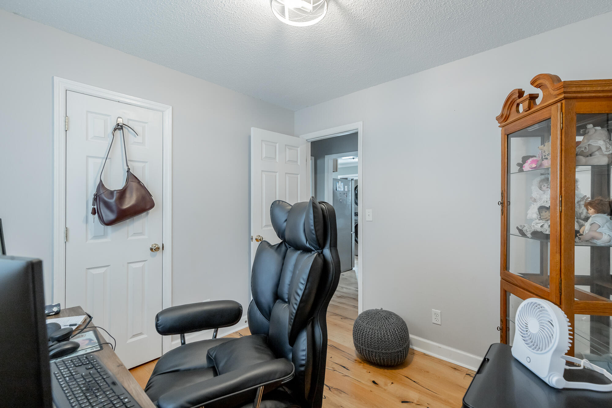 6012 Wentworth Avenue