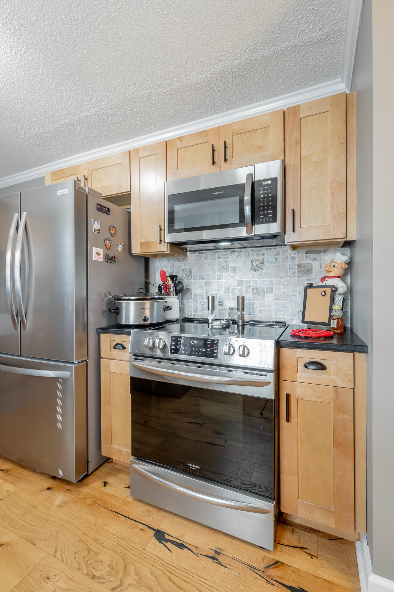 6012 Wentworth Avenue