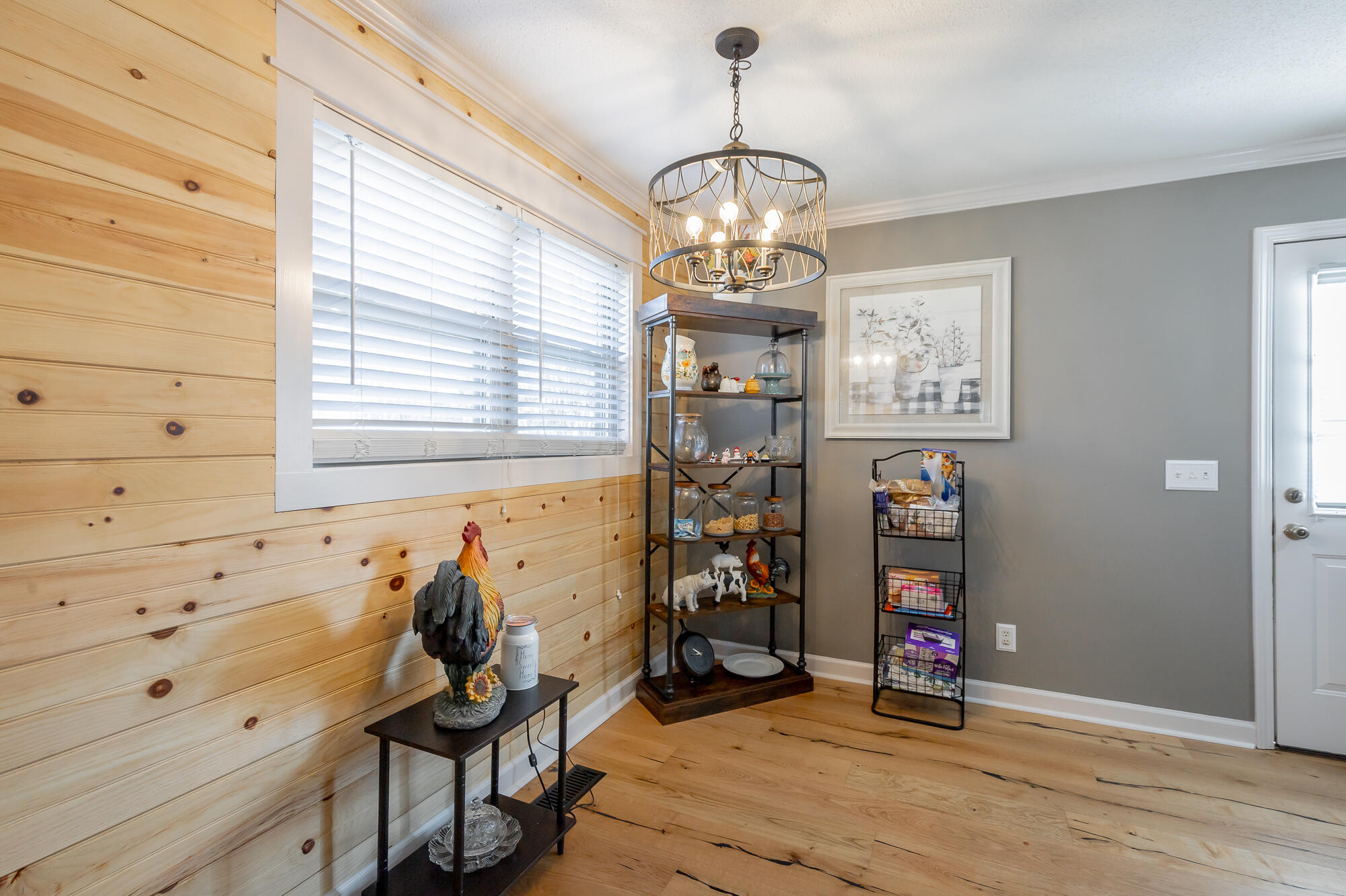 6012 Wentworth Avenue