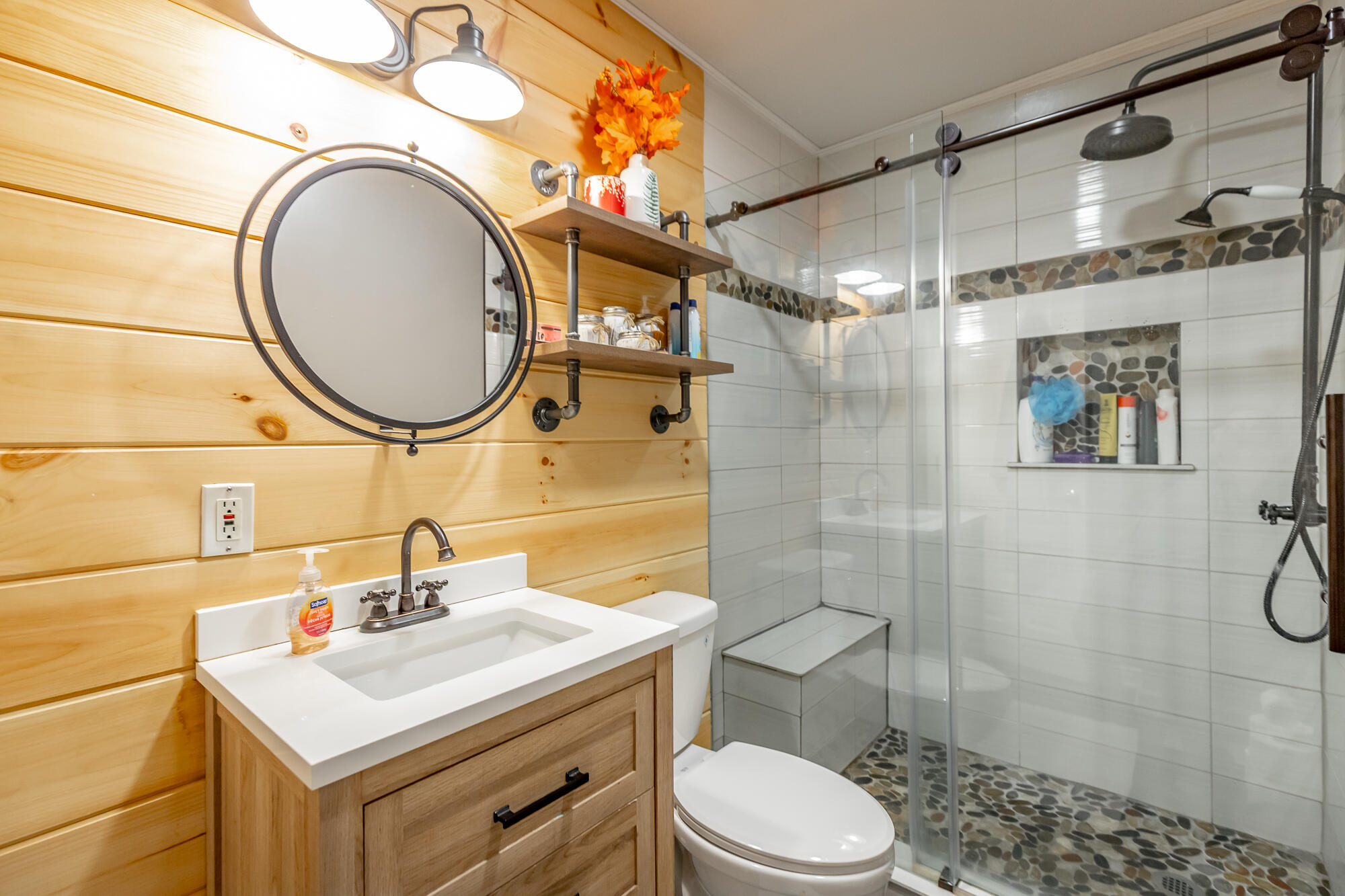 6012 Wentworth Avenue