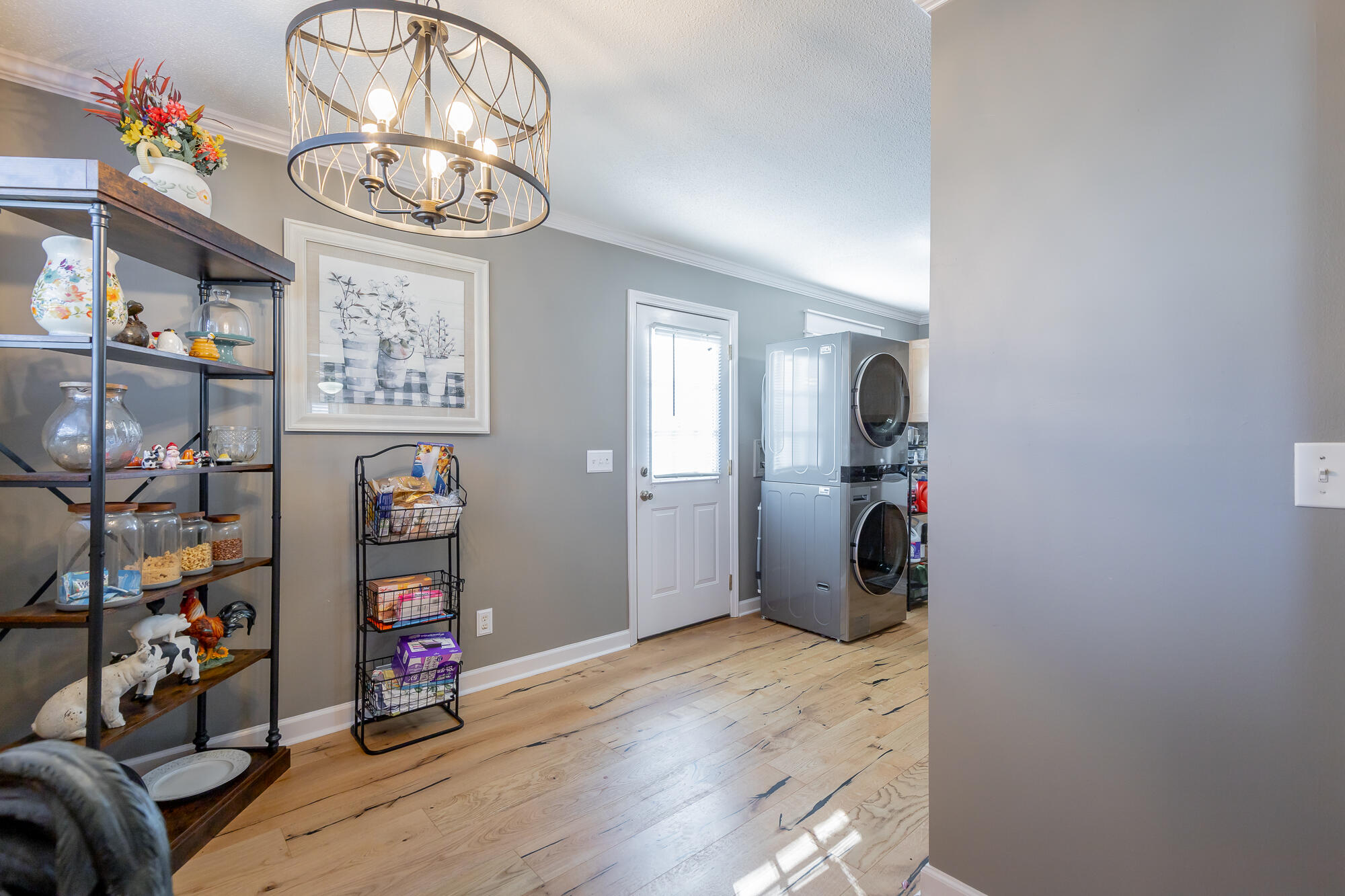 6012 Wentworth Avenue