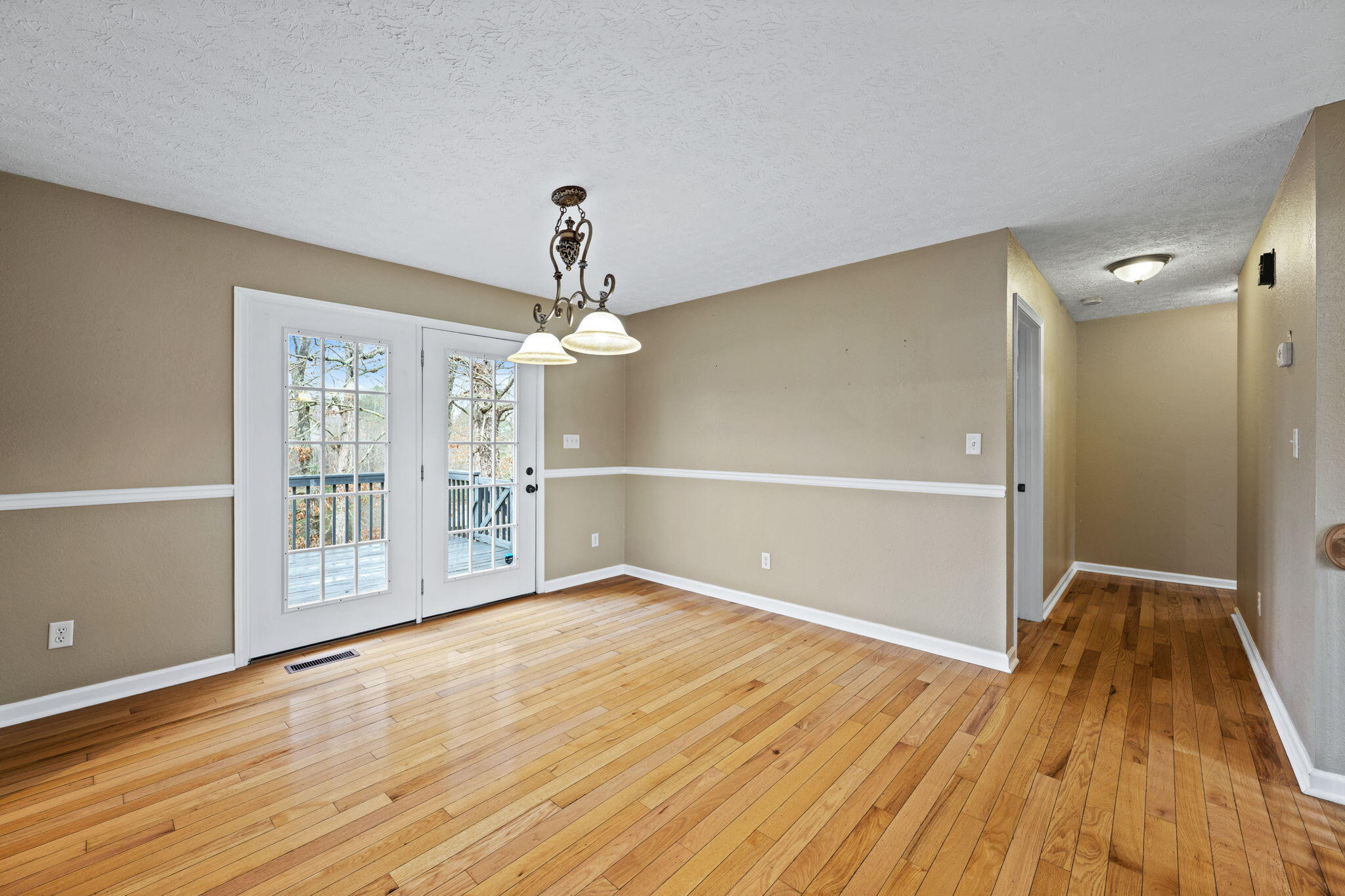 211 Elaine Drive