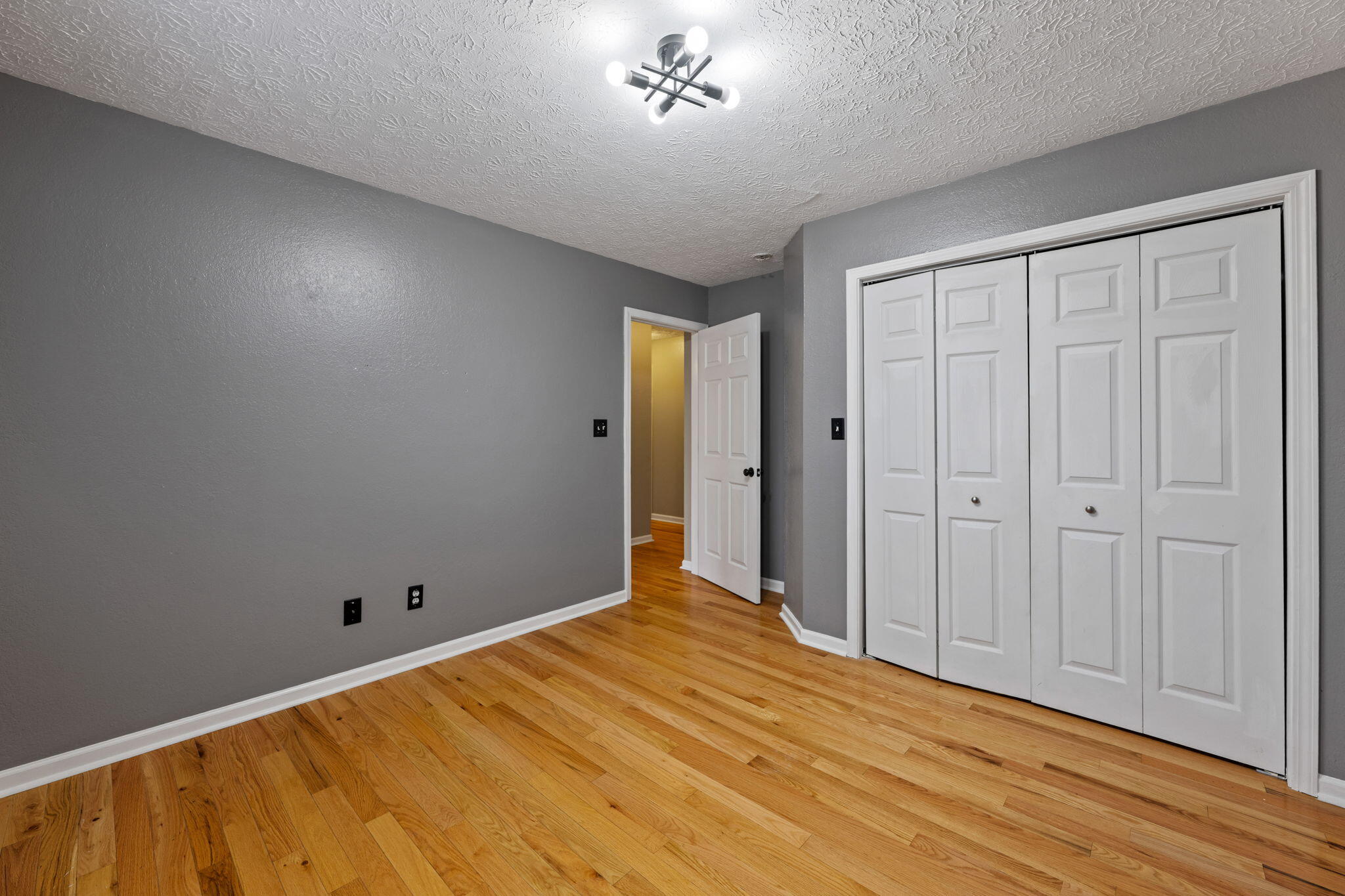 211 Elaine Drive