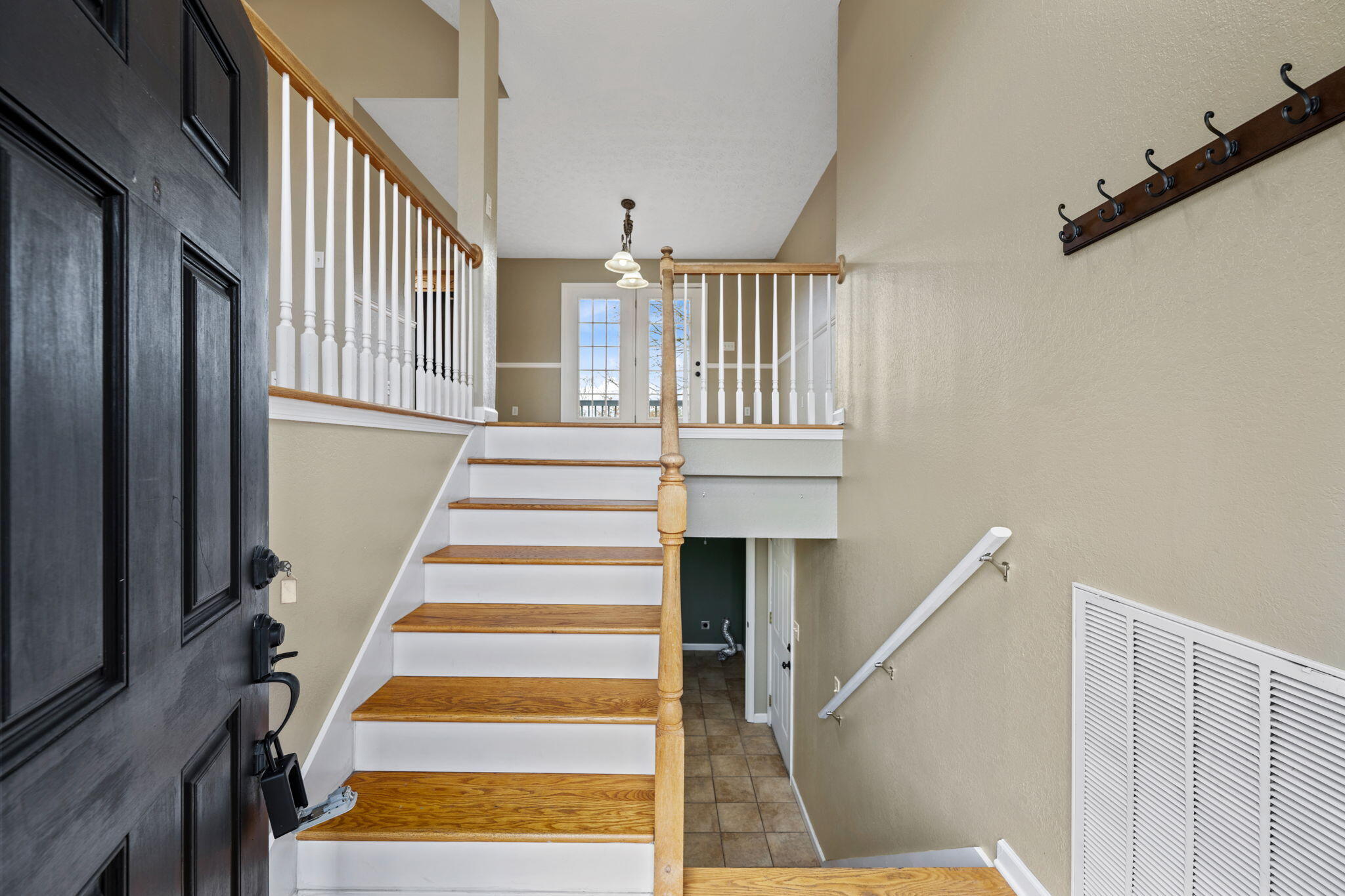 211 Elaine Drive