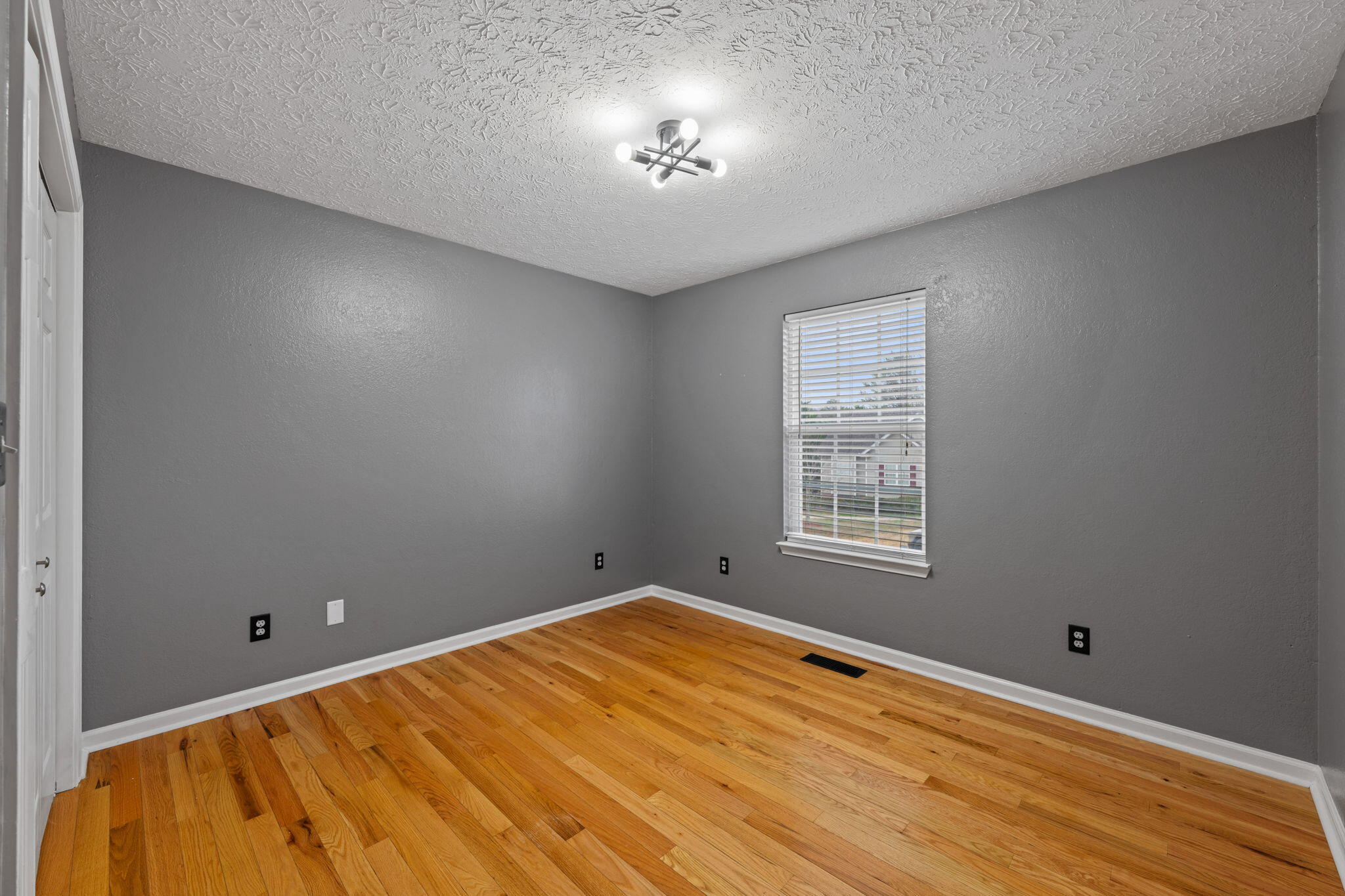 211 Elaine Drive