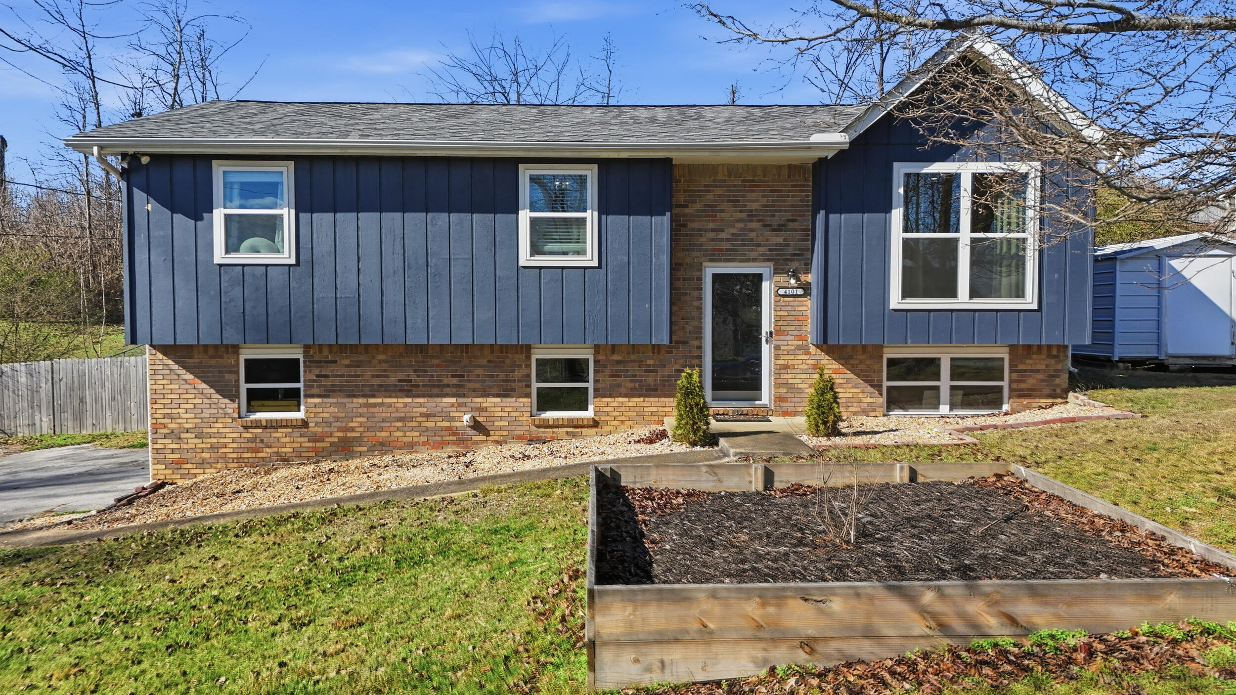 4101 Shady Oak Drive