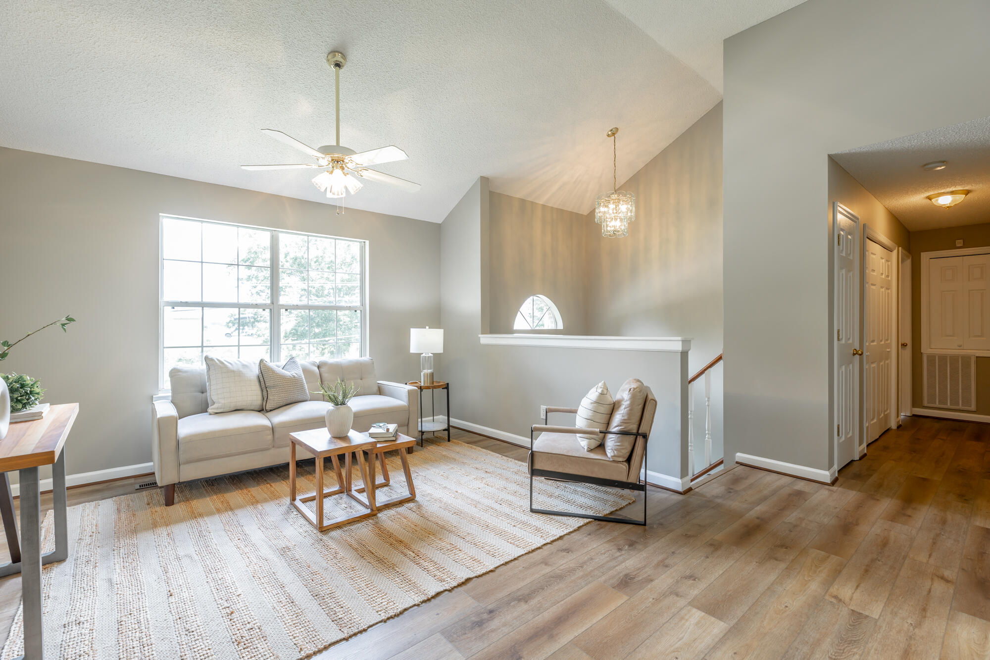 6894 Hillside Bend Trail