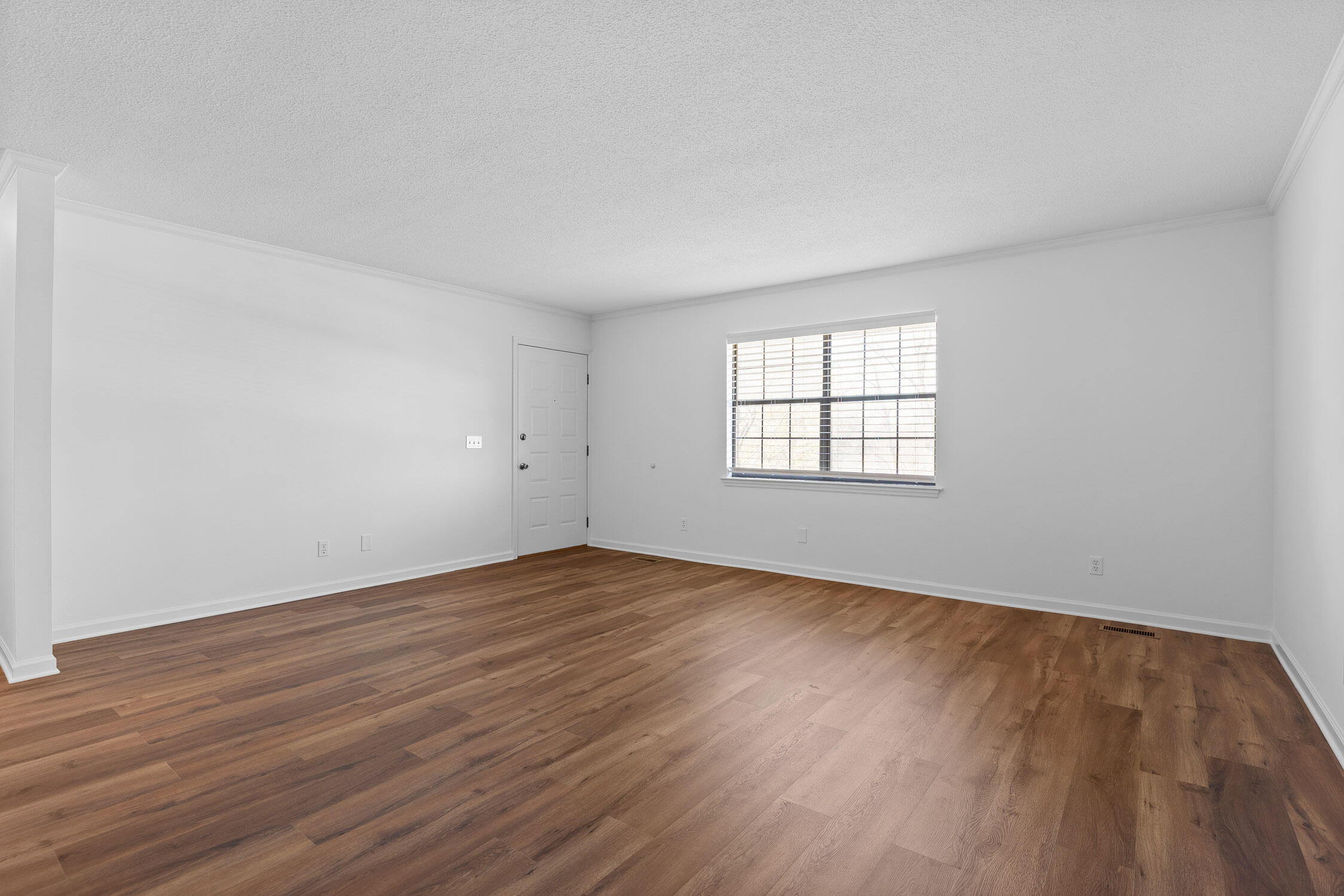 2612 Hickory Valley Road, Unit B