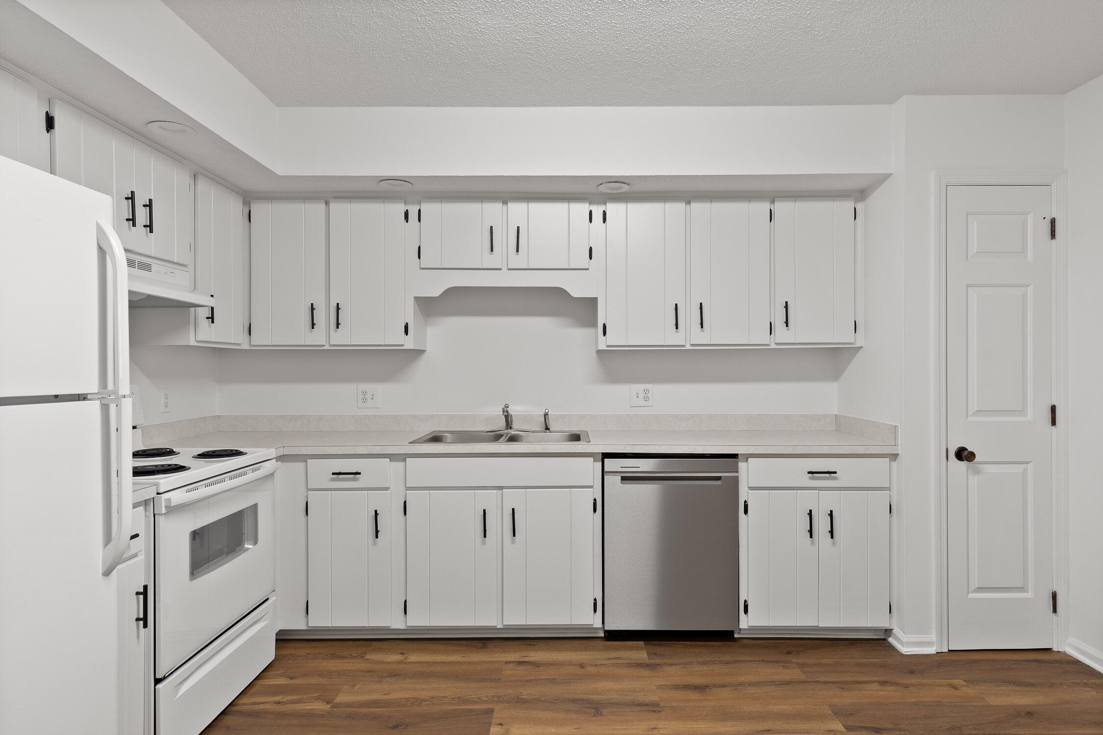 2612 Hickory Valley Road, Unit B