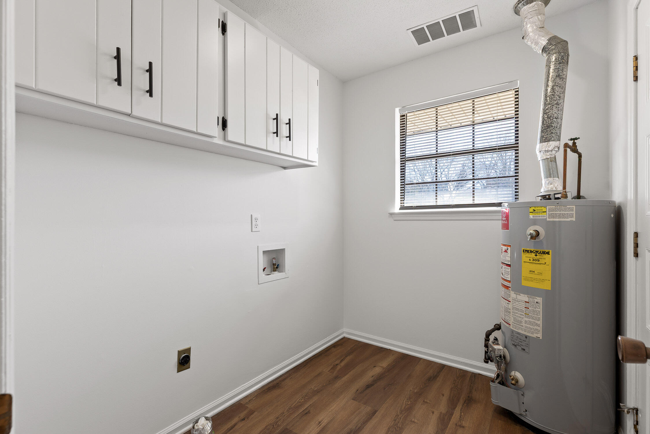 2612 Hickory Valley Road, Unit B