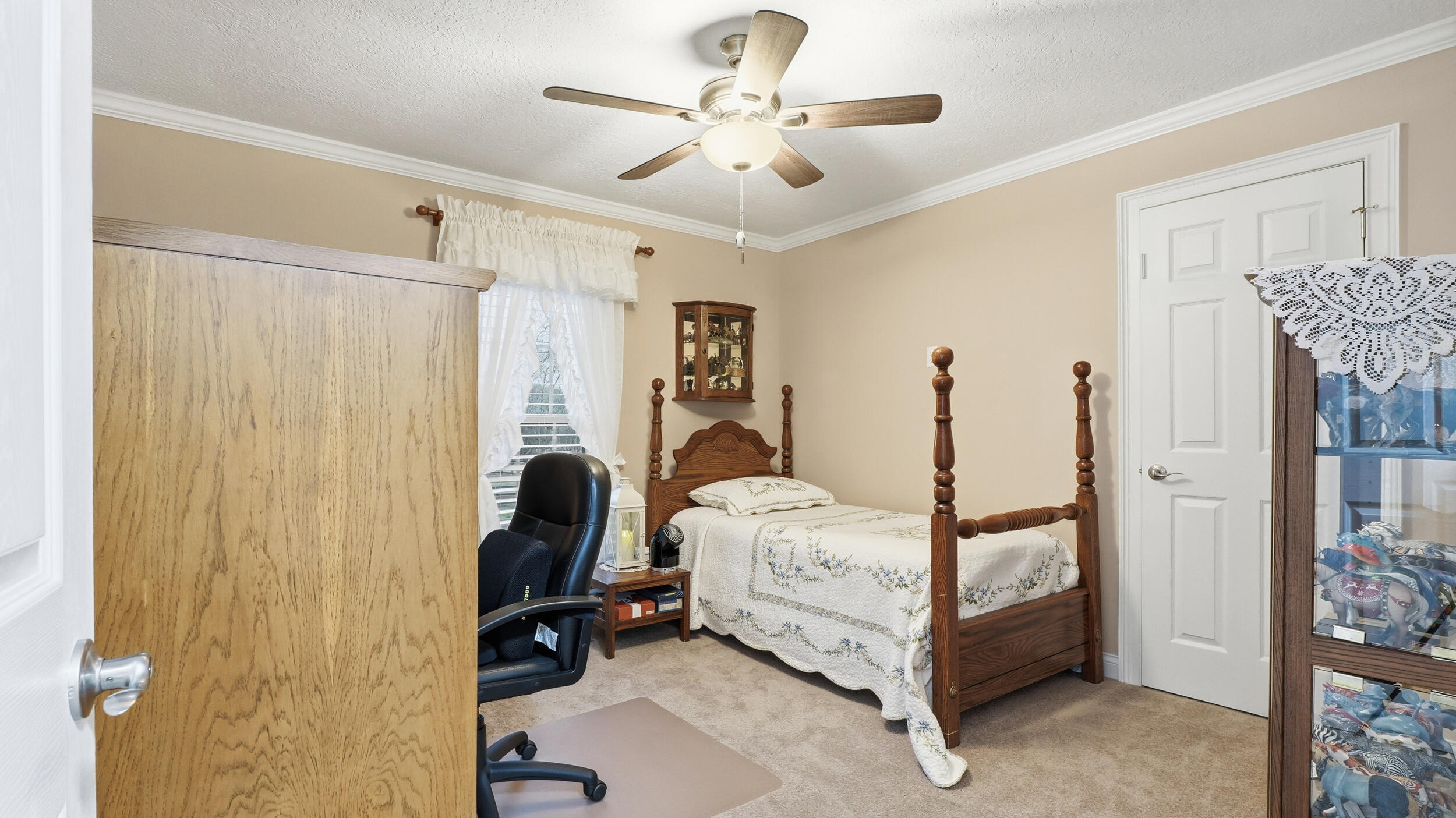 12823 Birchwood Pike