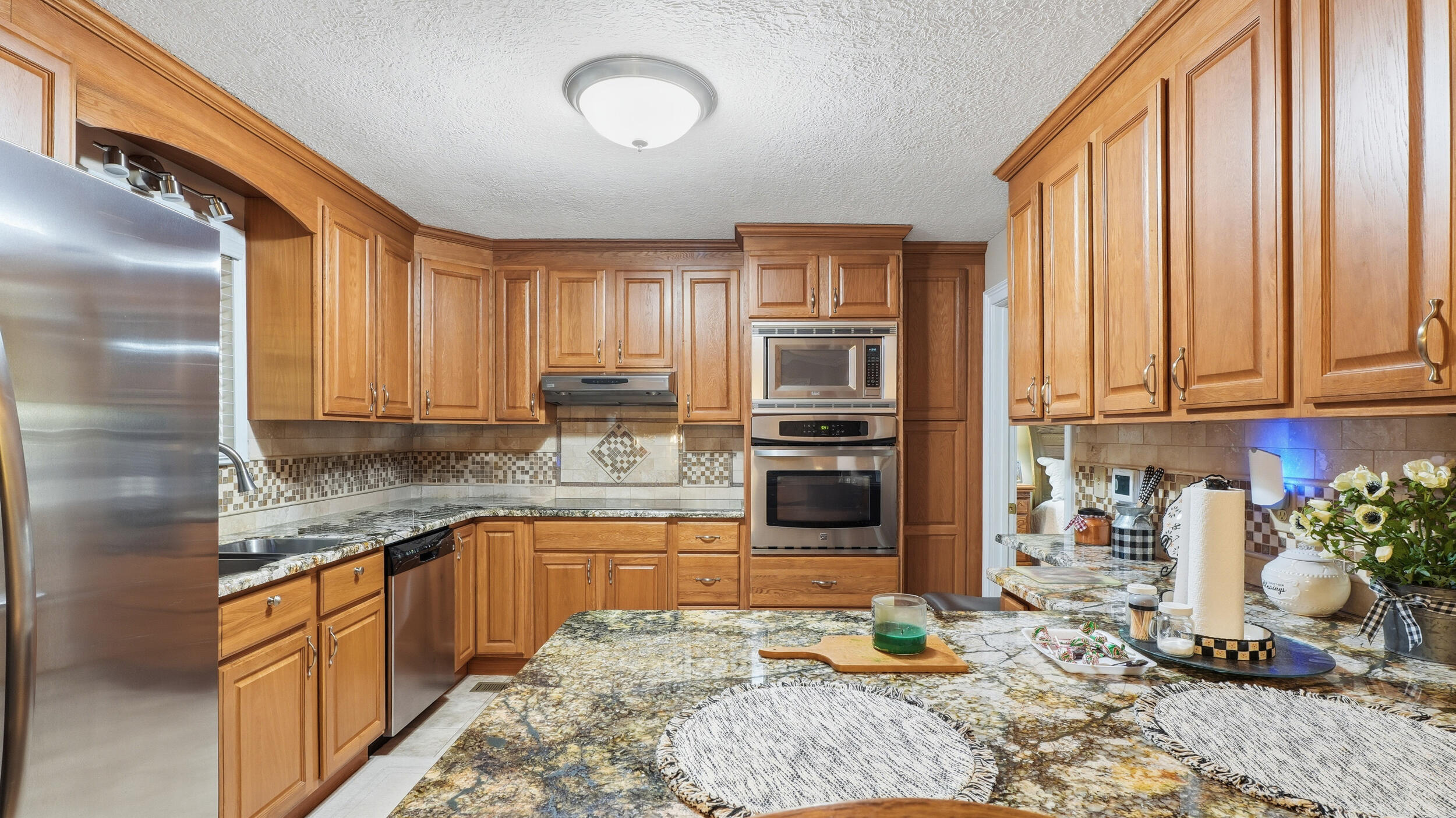 12823 Birchwood Pike