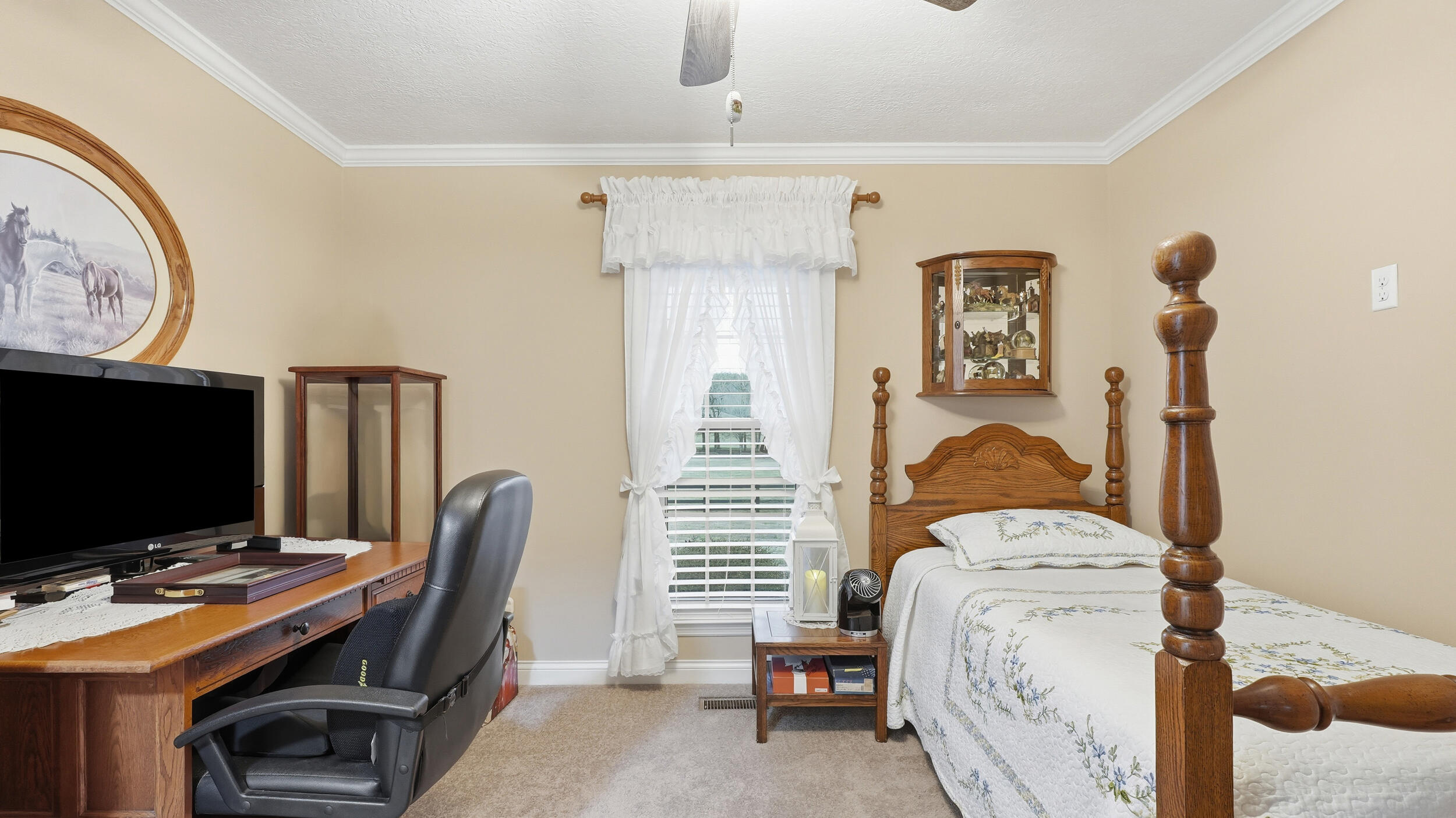 12823 Birchwood Pike