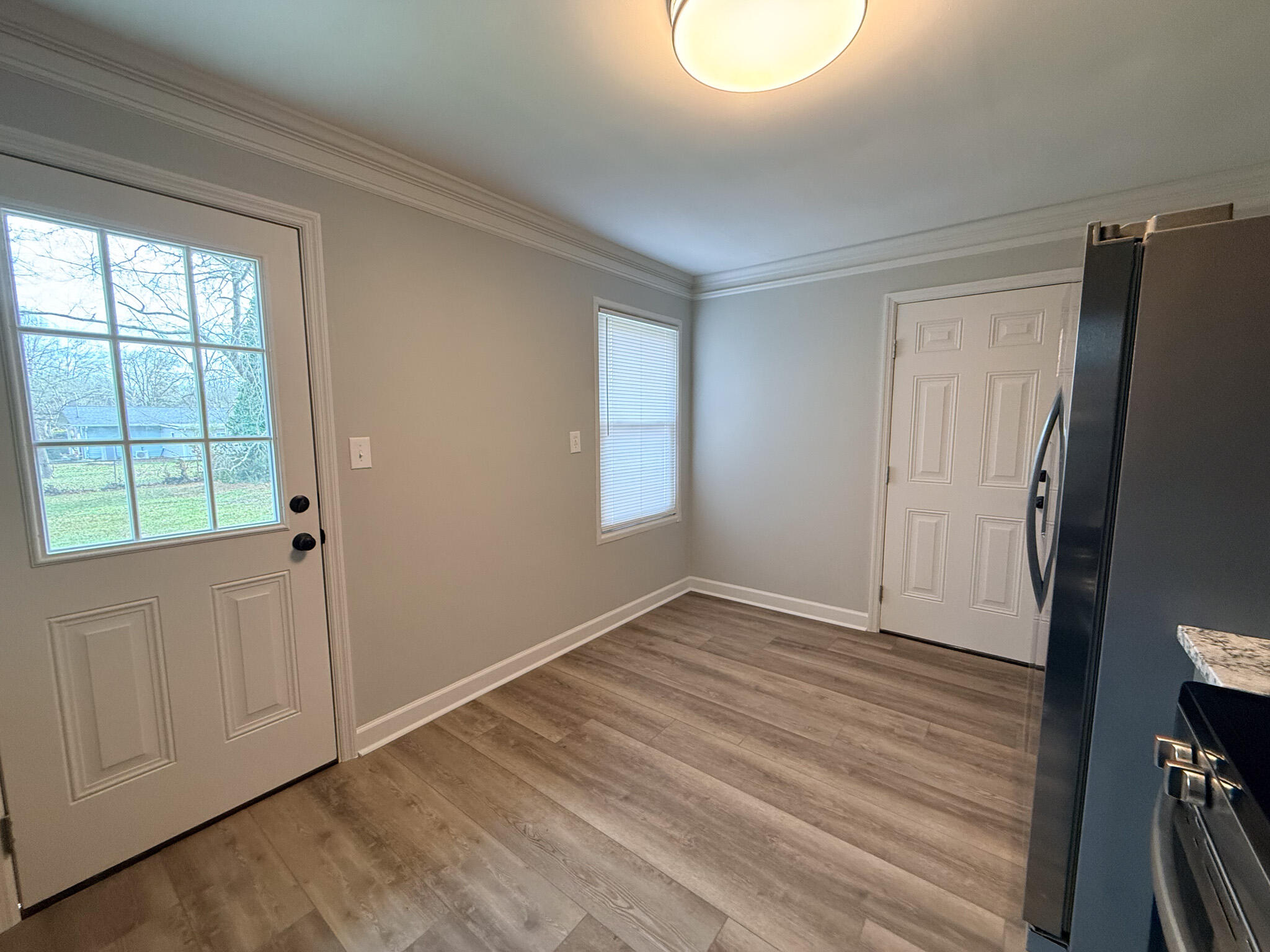 205 Robert E Lee Street