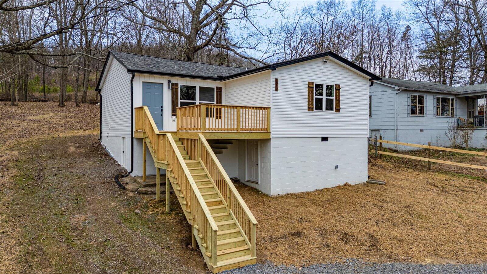 1917 Circle Drive SW