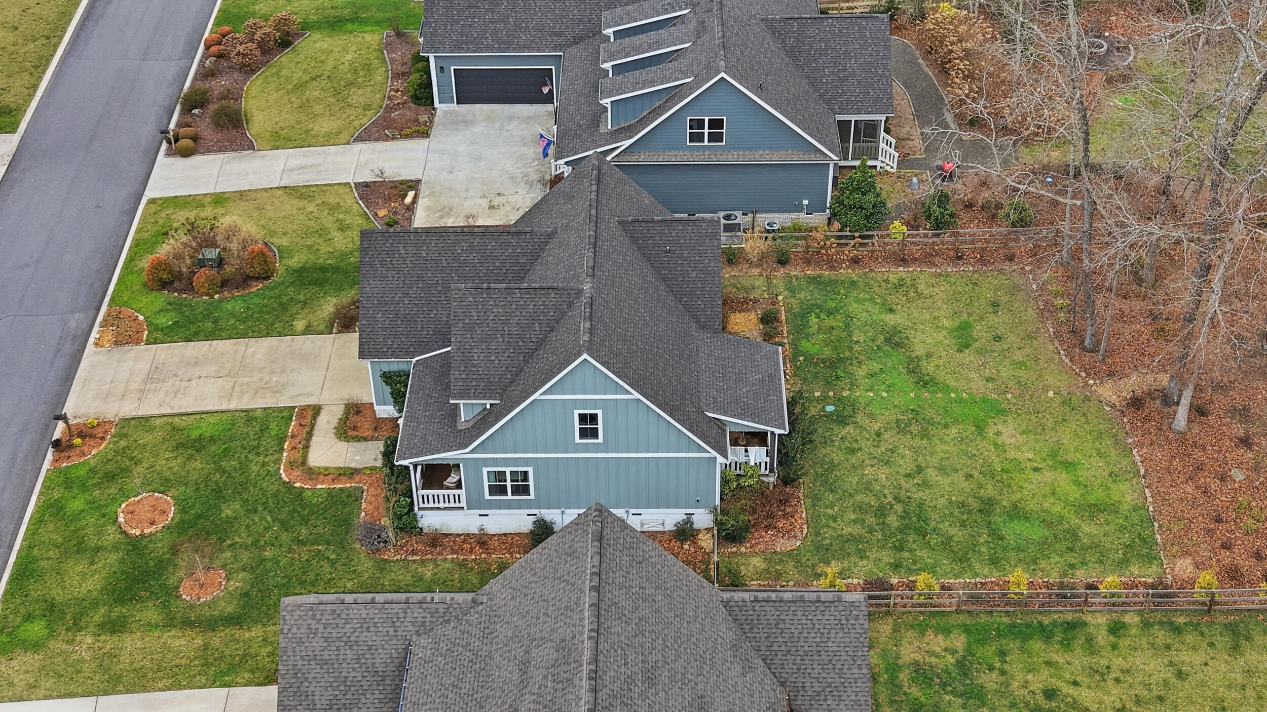 2819 Signal Farms Lane