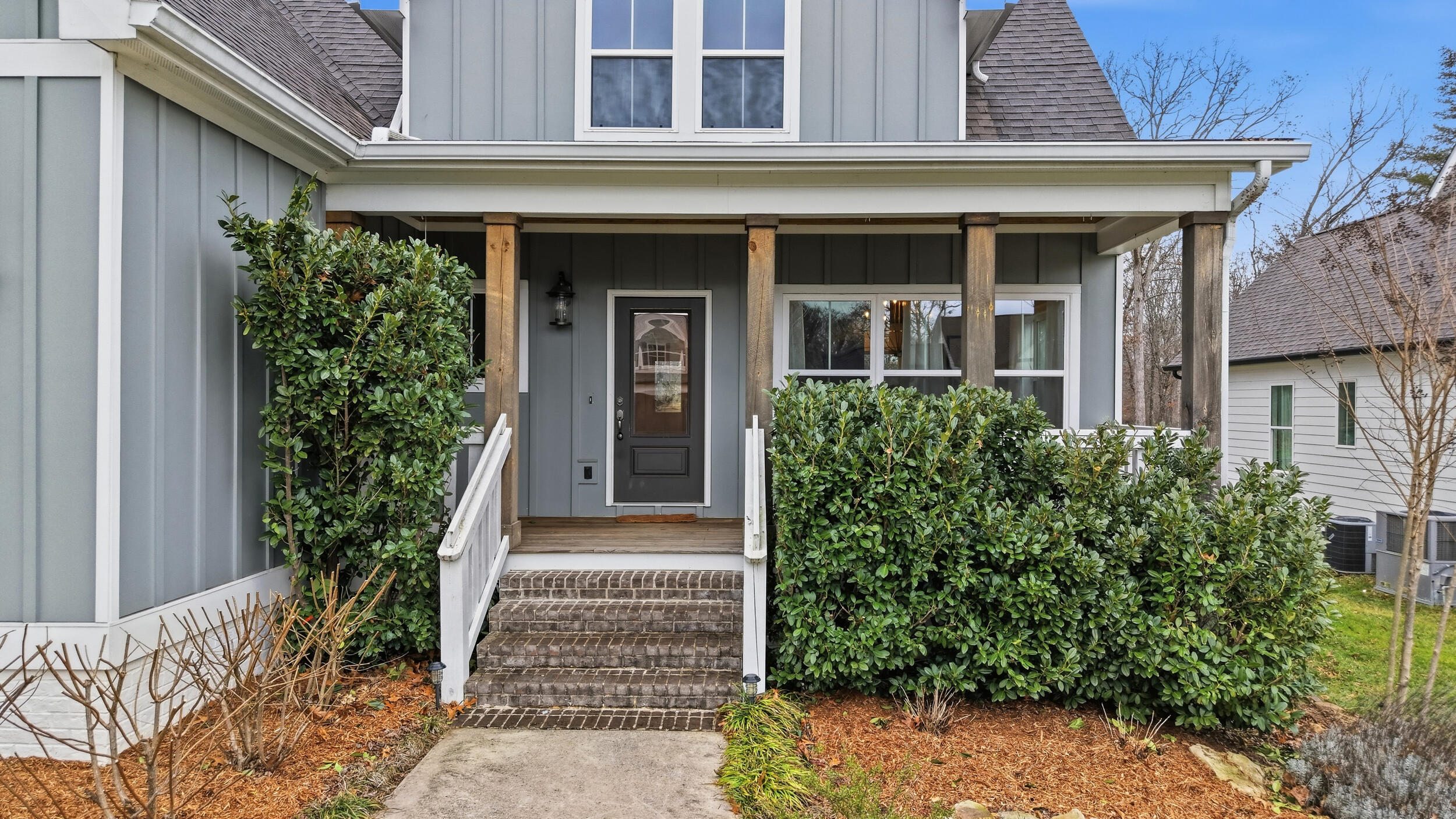 2819 Signal Farms Lane