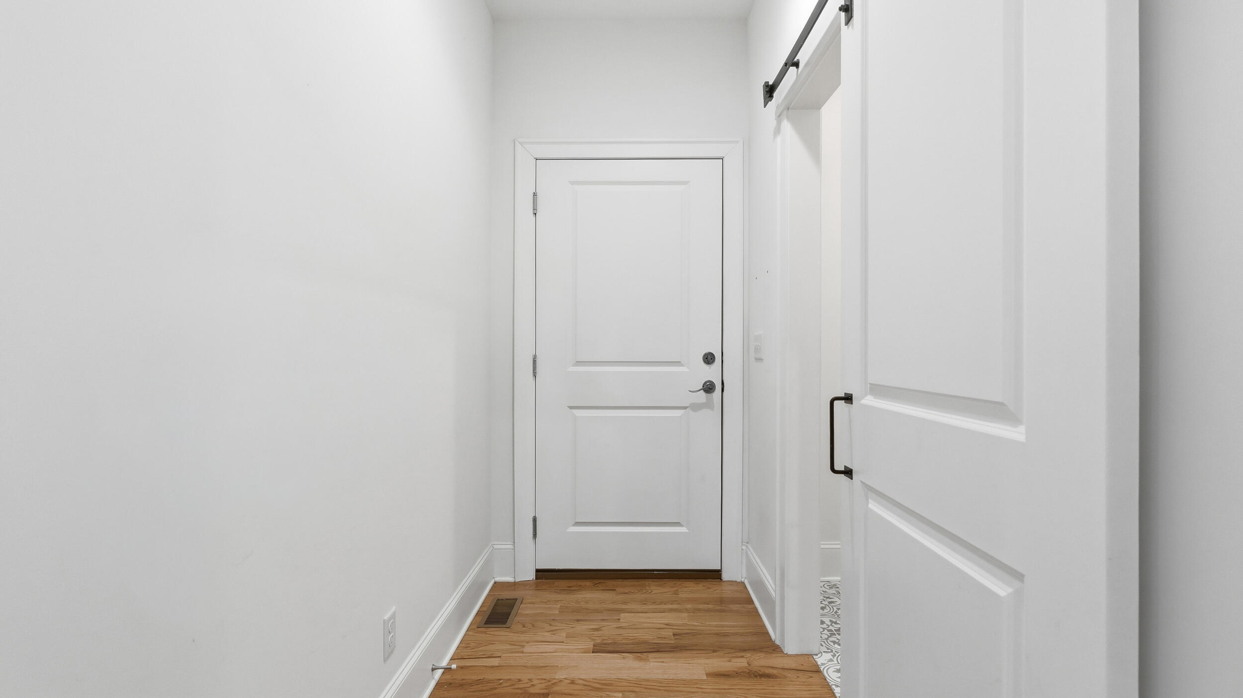 2819 Signal Farms Lane